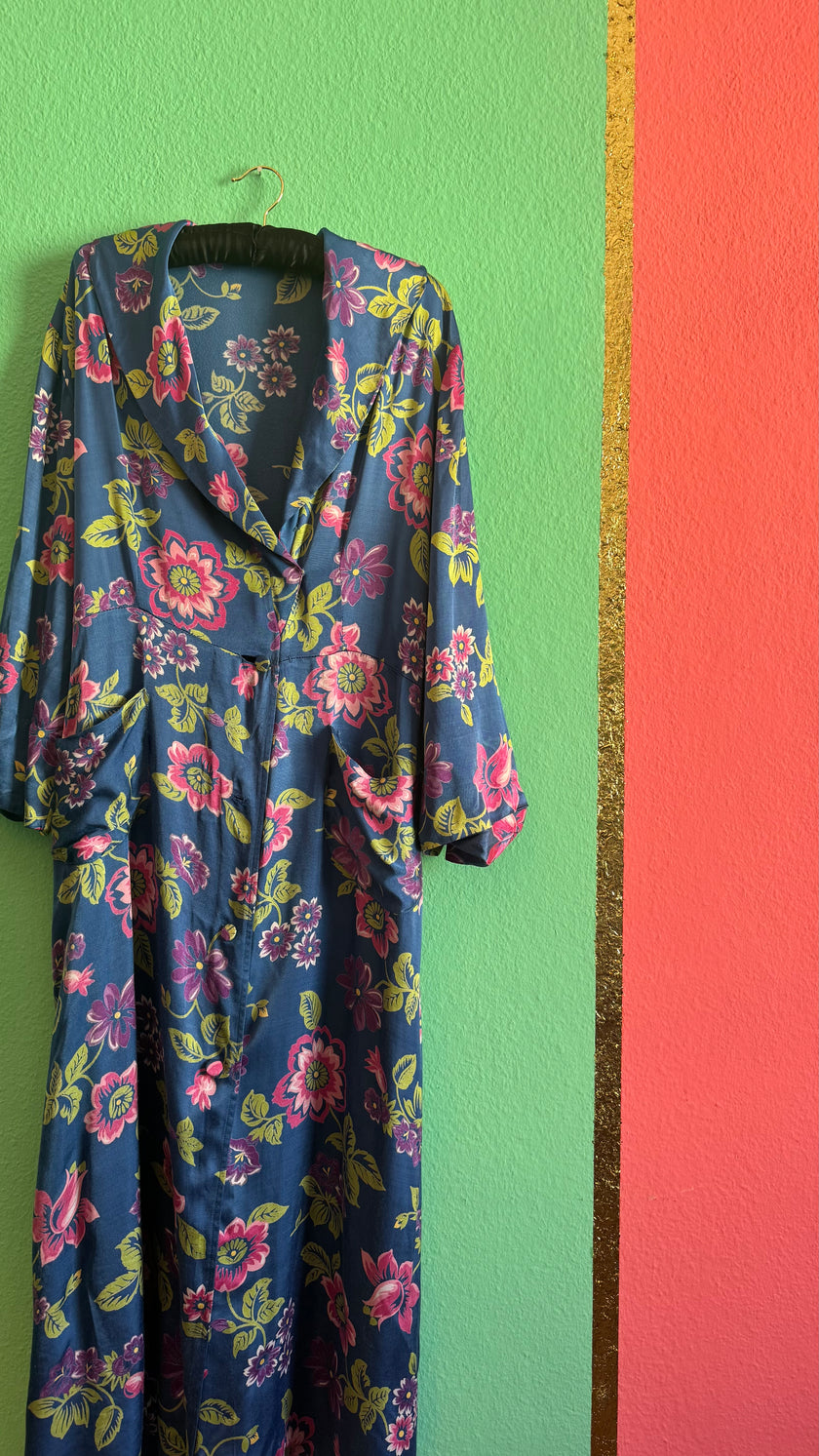 Vintage 1970s Blue Floral Synthetic Robe Dress