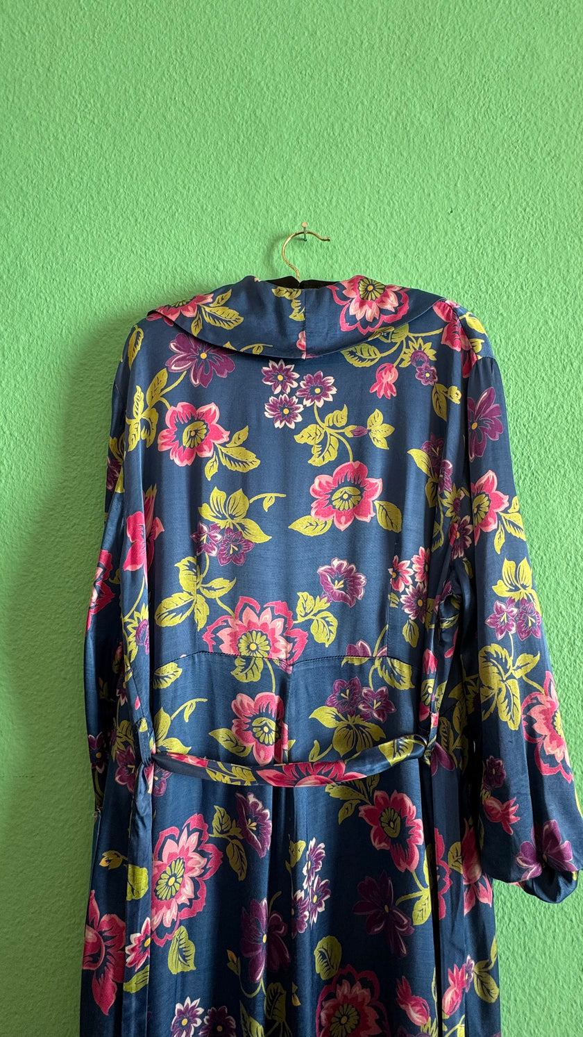 Vintage 1970s Blue Floral Synthetic Robe Dress
