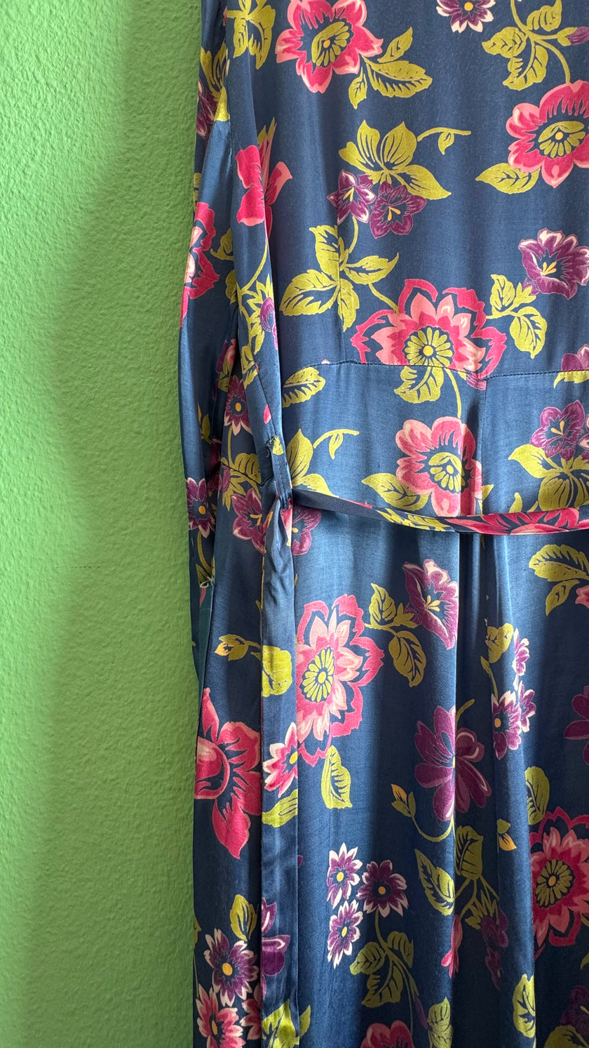 Vintage 1970s Blue Floral Synthetic Robe Dress