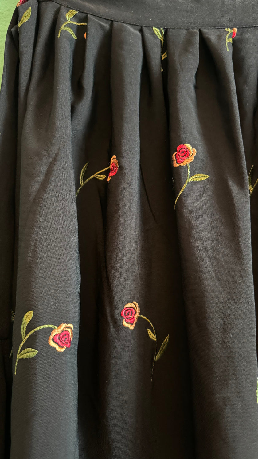 Vintage 1980s Black Synthetic Blend Apron With Rose Embroidery