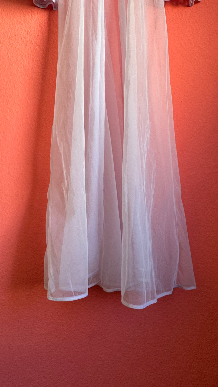 Vintage 1960s Pale Pink Ruffle Nightgown Set