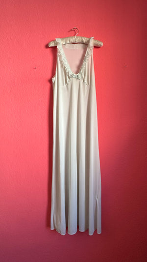 Vintage 1960s Pale Mint Nightgown & Robe Set