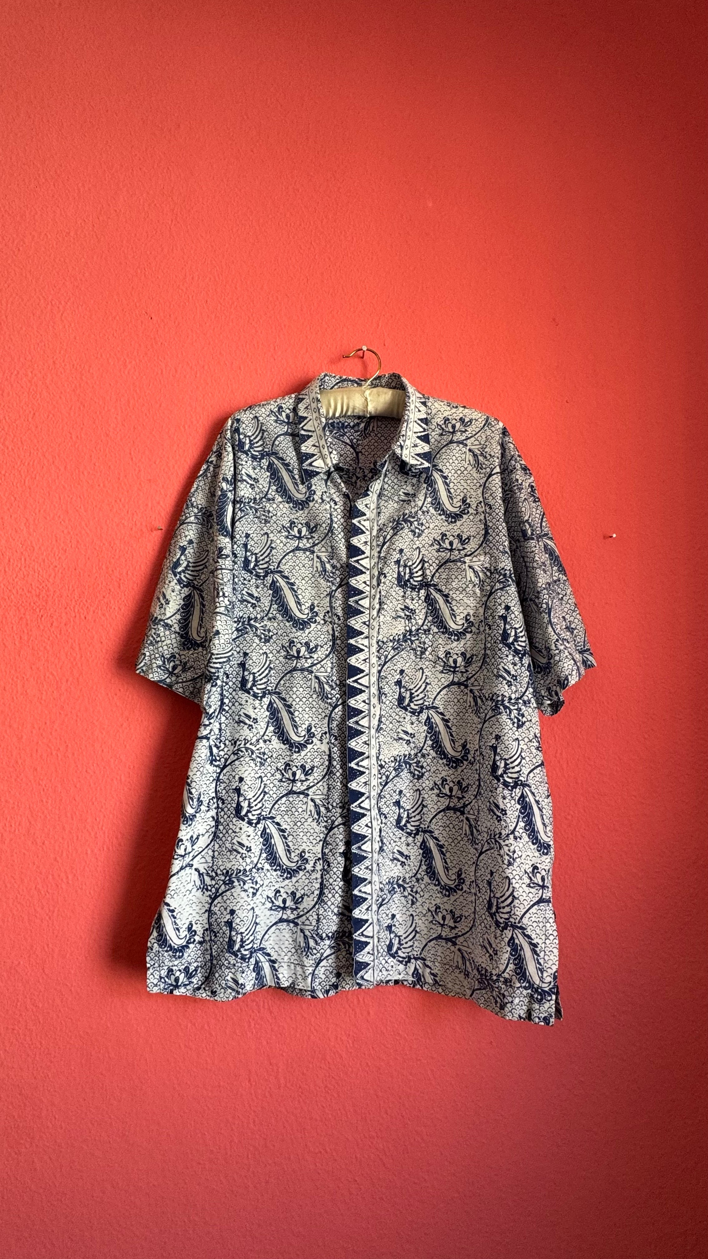 Vintage 1970s Indigo Batik Short Sleeve Shirt