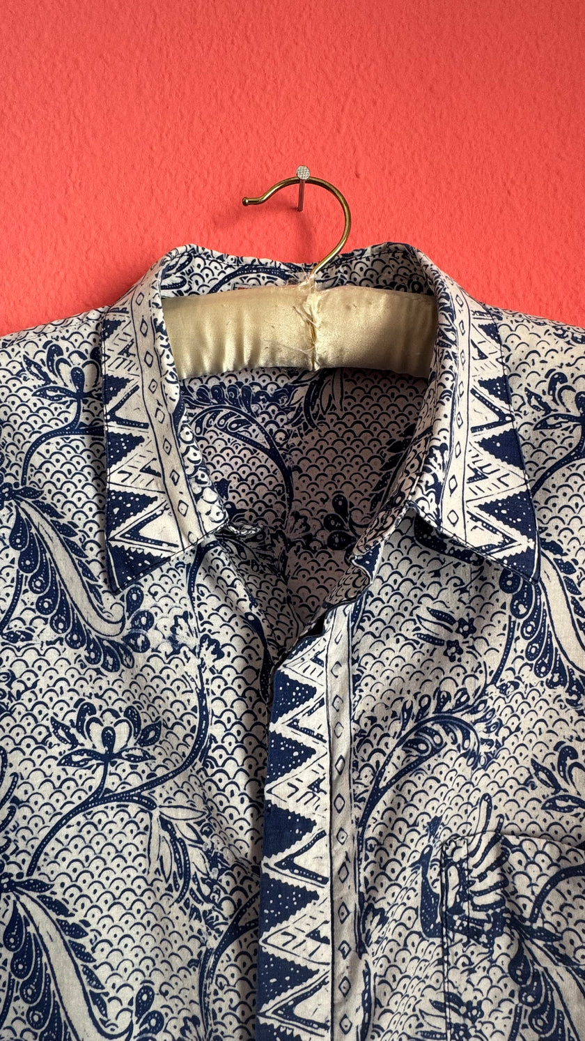 Vintage 1970s Indigo Batik Short Sleeve Shirt