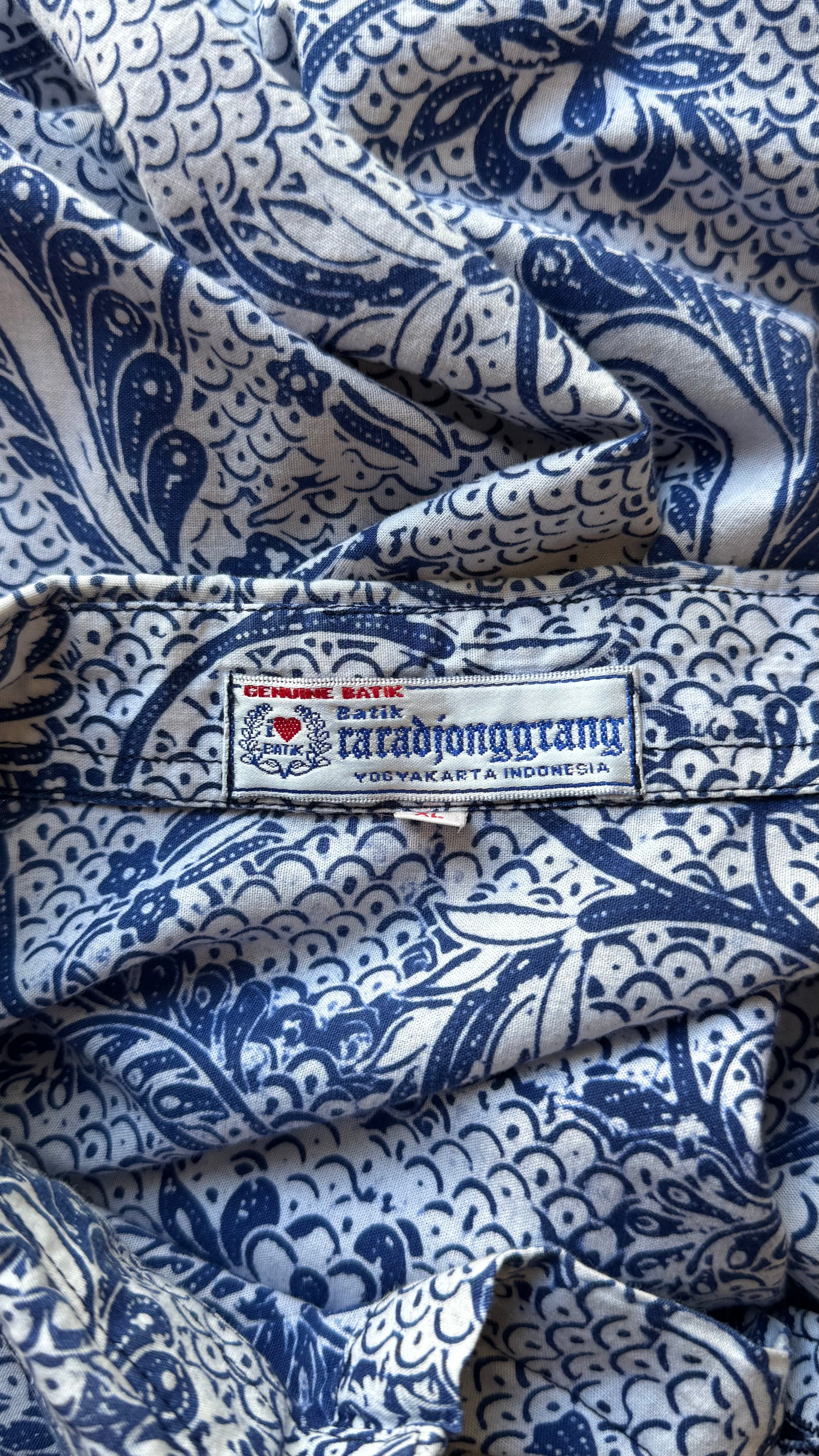 Vintage 1970s Indigo Batik Short Sleeve Shirt