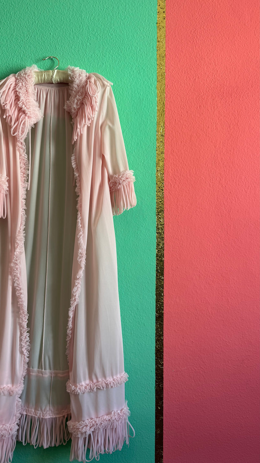 Vintage 1960s Blush Pink Ruffled Peignoir Robe
