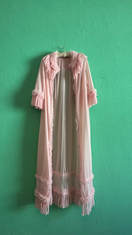 Vintage 1960s Blush Pink Ruffled Peignoir Robe