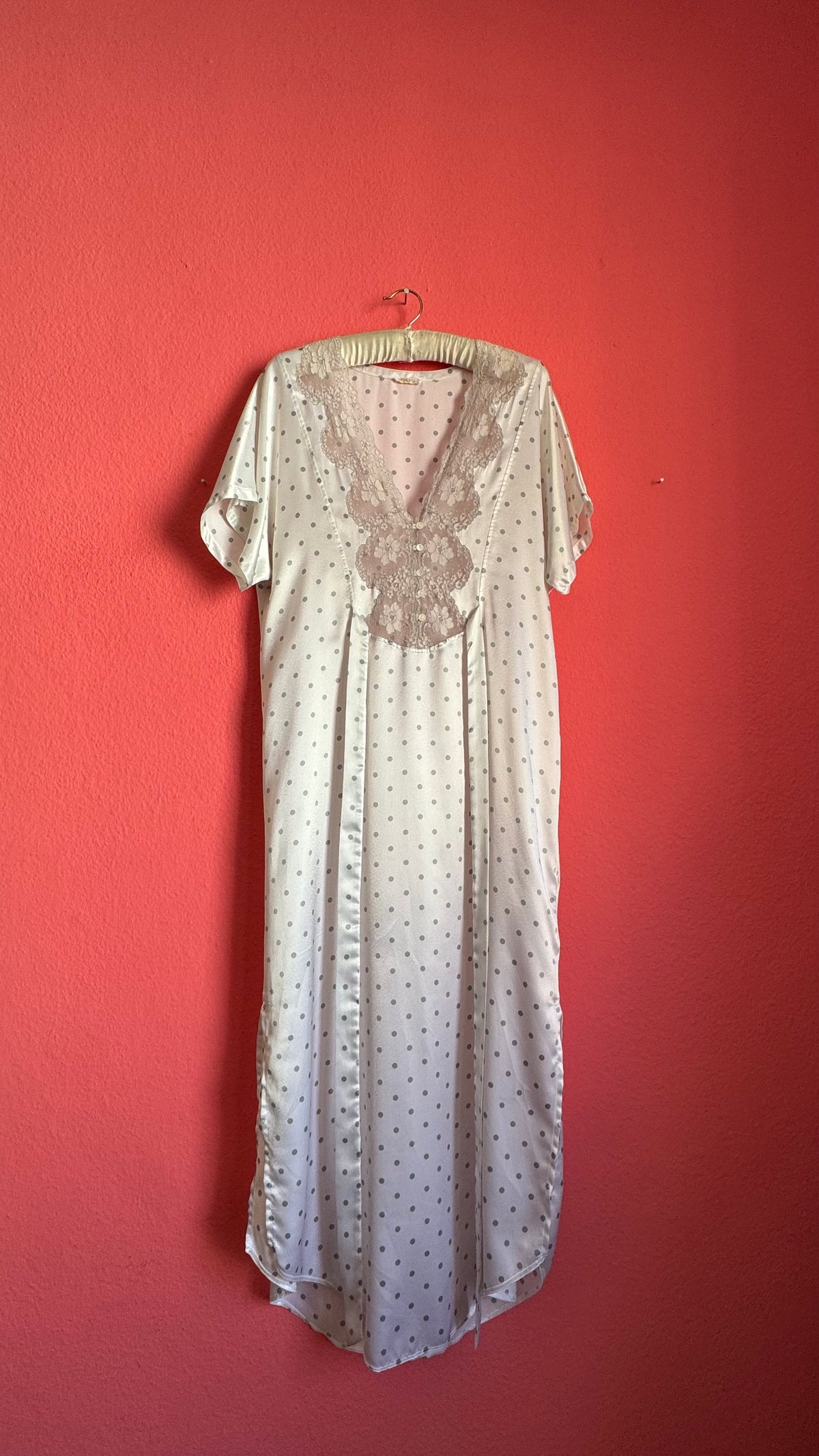 Vintage 1980s Ivory Polka Dot Polyester Nightgown & Robe Set