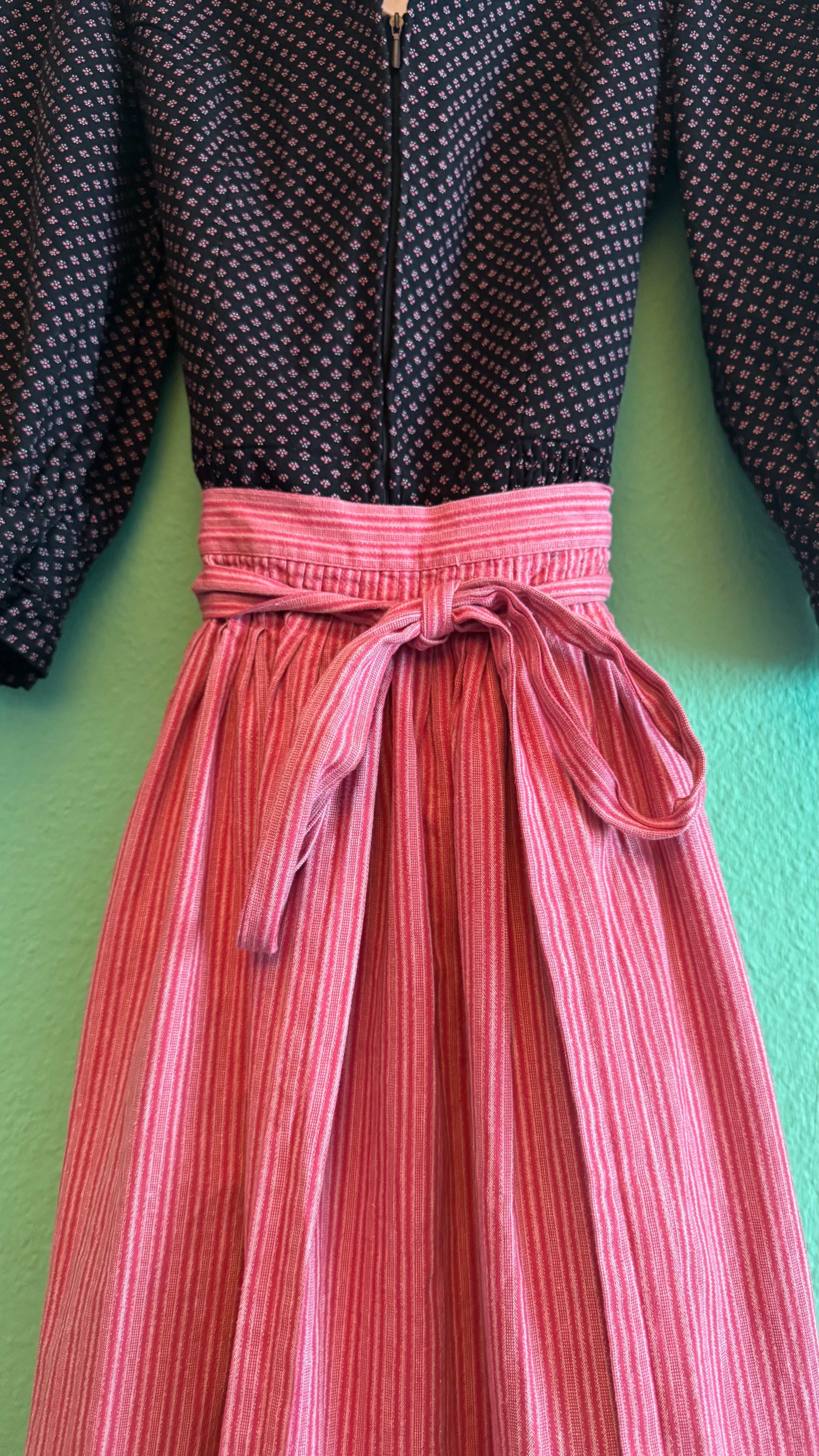 Vintage 1980s Deep Blue Printed Dirndl With Pink Apron