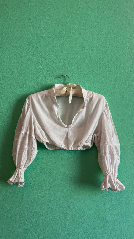 Vintage 1960s Ivory Lace Dirndl Blouse