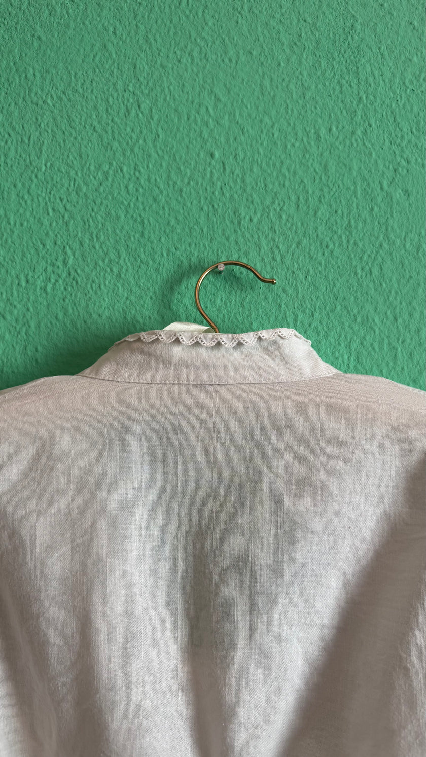 Vintage 1960s Ivory Lace Dirndl Blouse