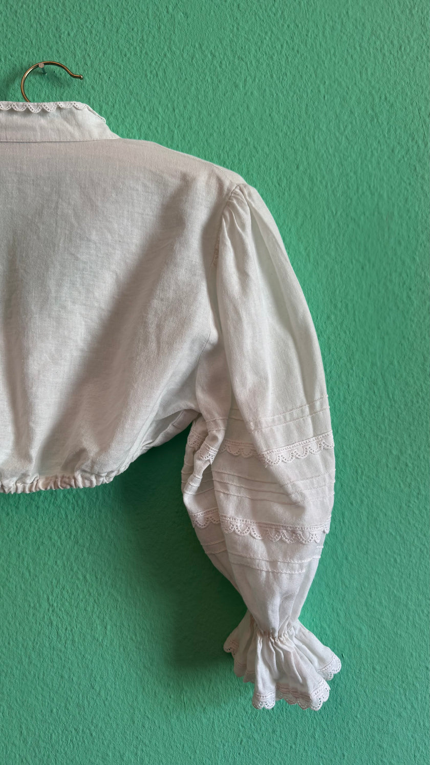 Vintage 1960s Ivory Lace Dirndl Blouse