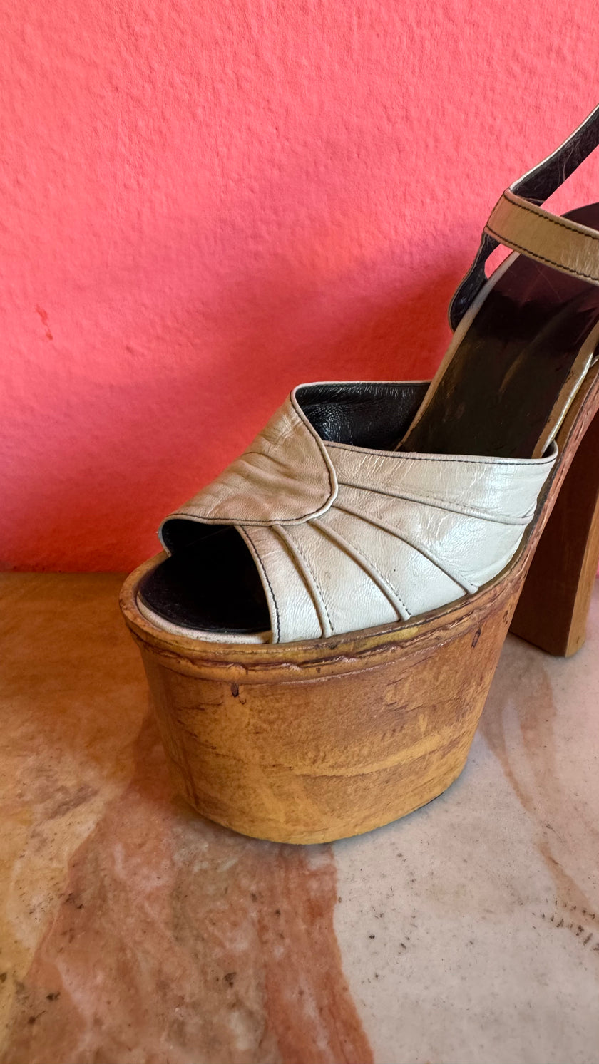 Vintage 1970s Cream Leather Platform Sandals With Wooden Heel by Deodato