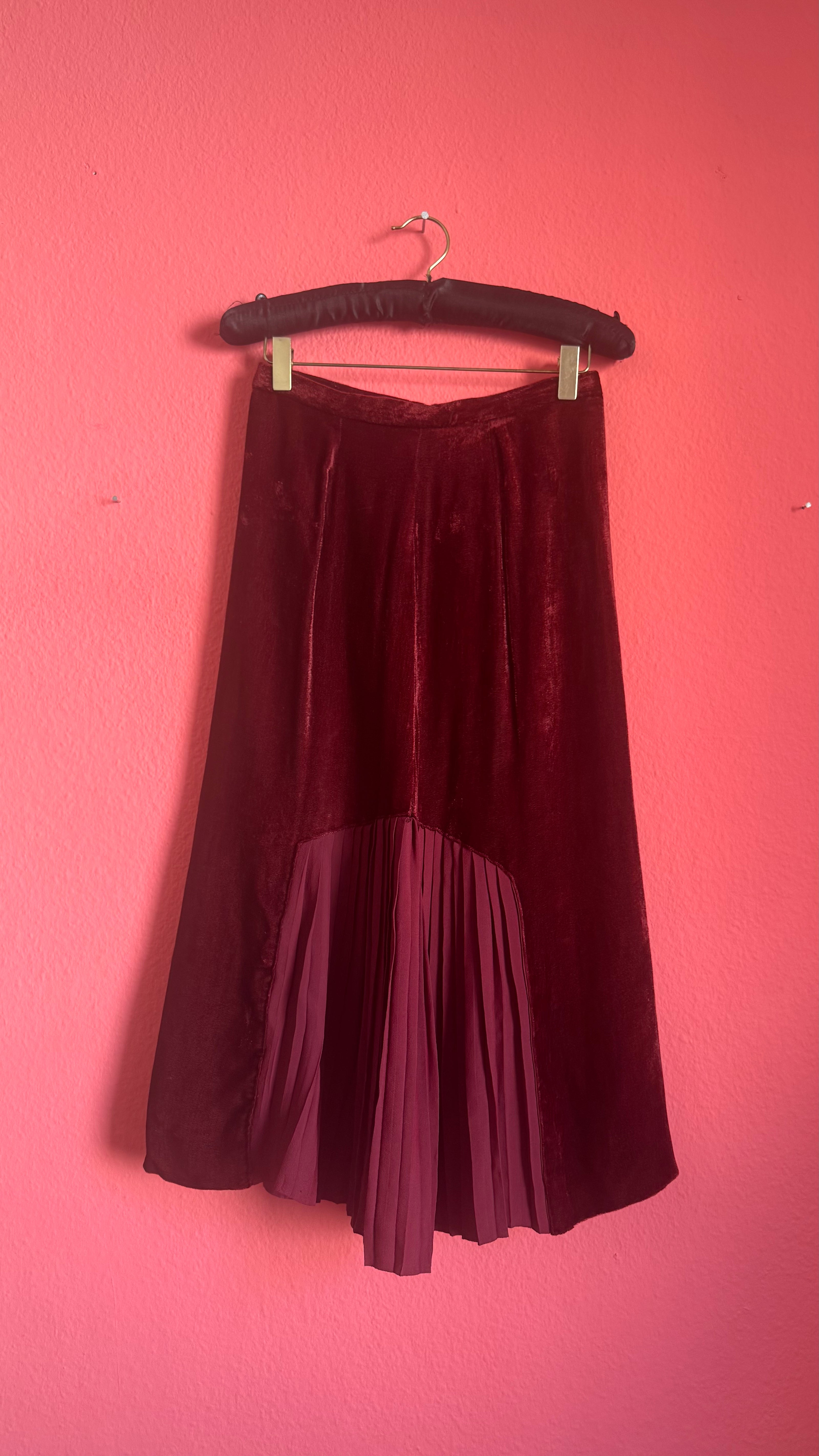 Vintage 1980s Burgundy Velvet Pleated Midi Skirt