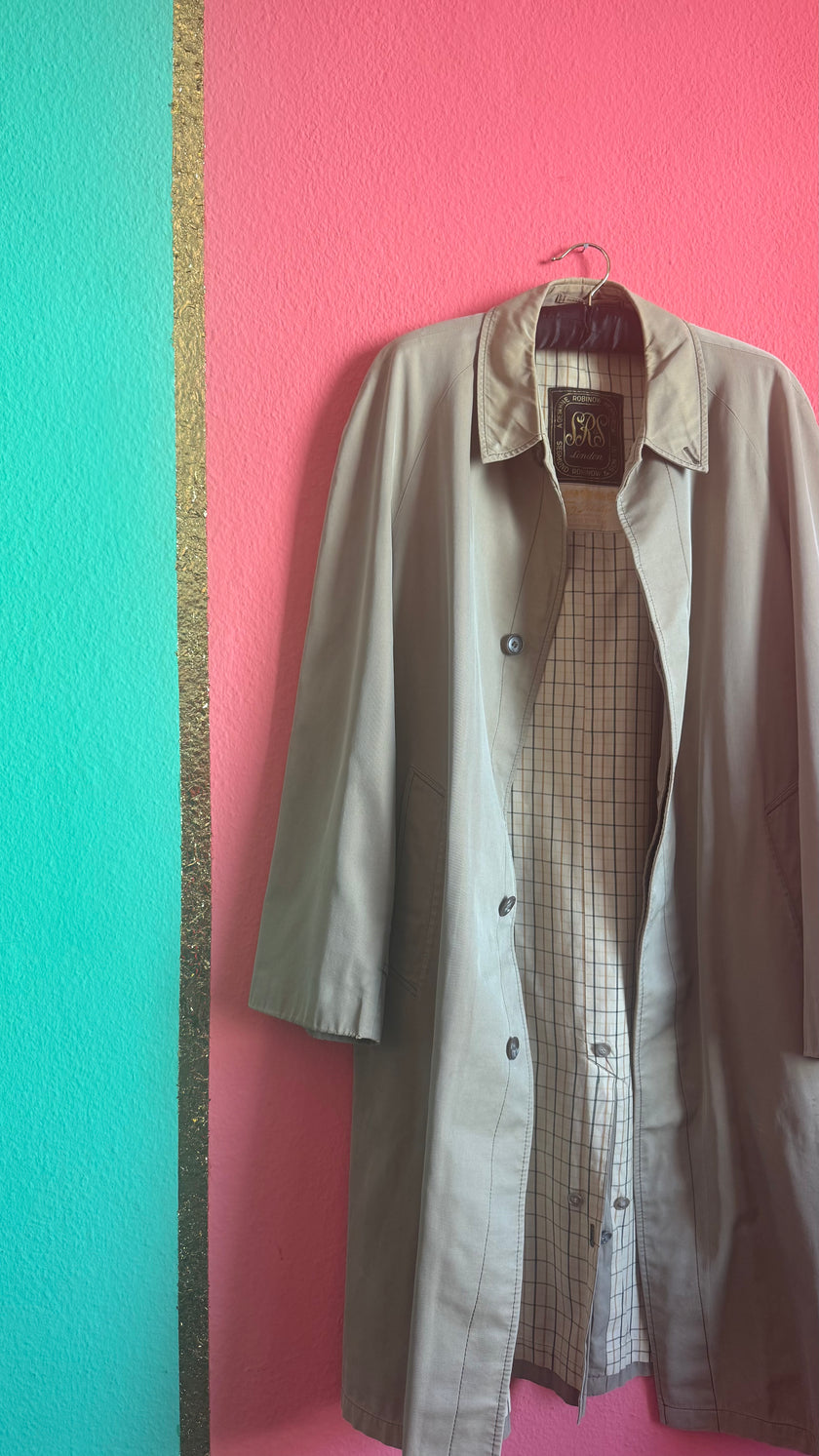 Vintage 1980s Men’s Beige Trench Coat By Robinow London