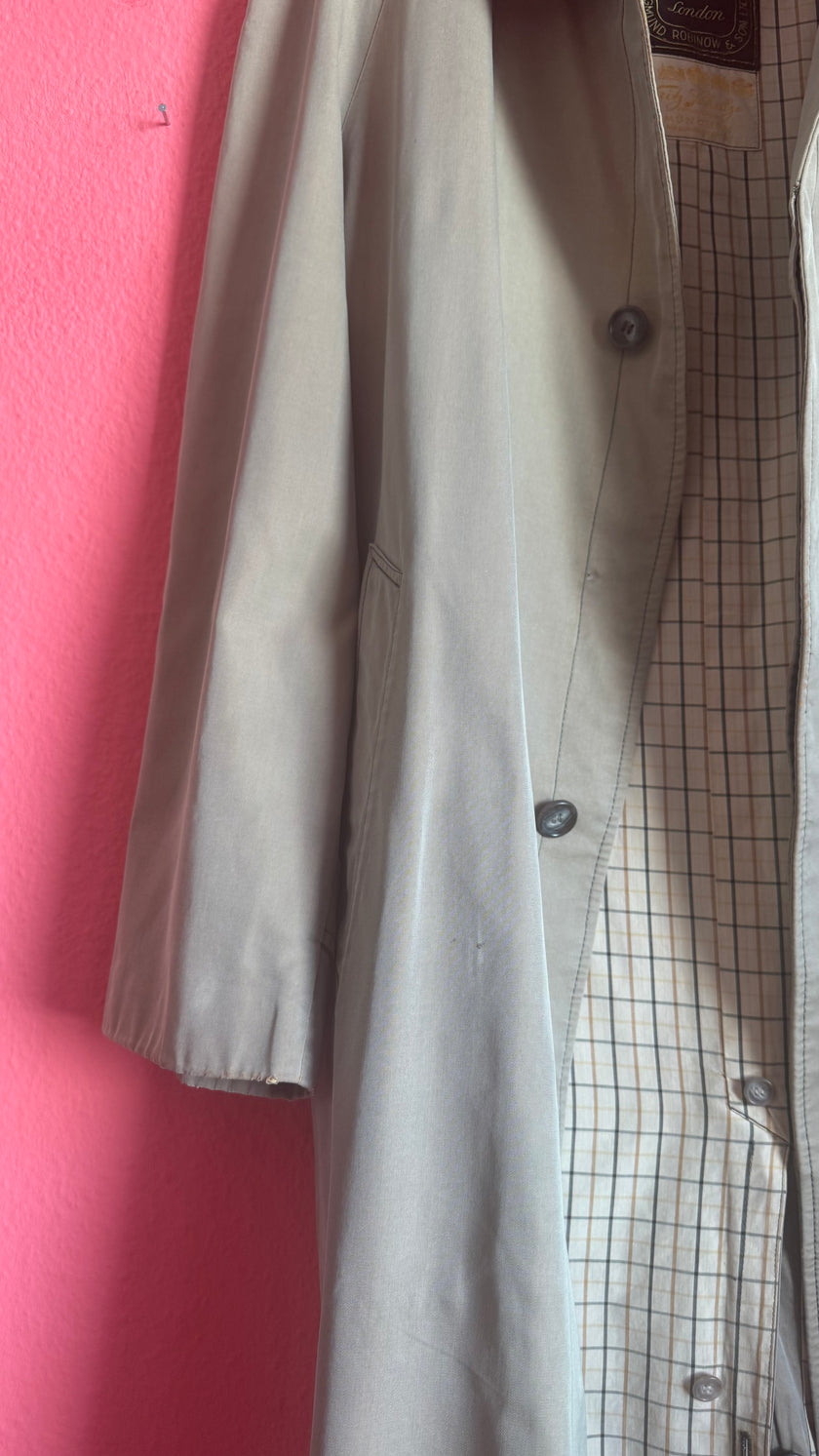 Vintage 1980s Men’s Beige Trench Coat By Robinow London