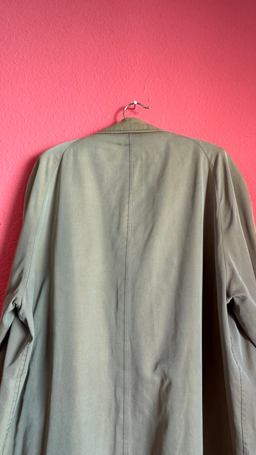 Vintage 1980s Men’s Beige Trench Coat By Robinow London
