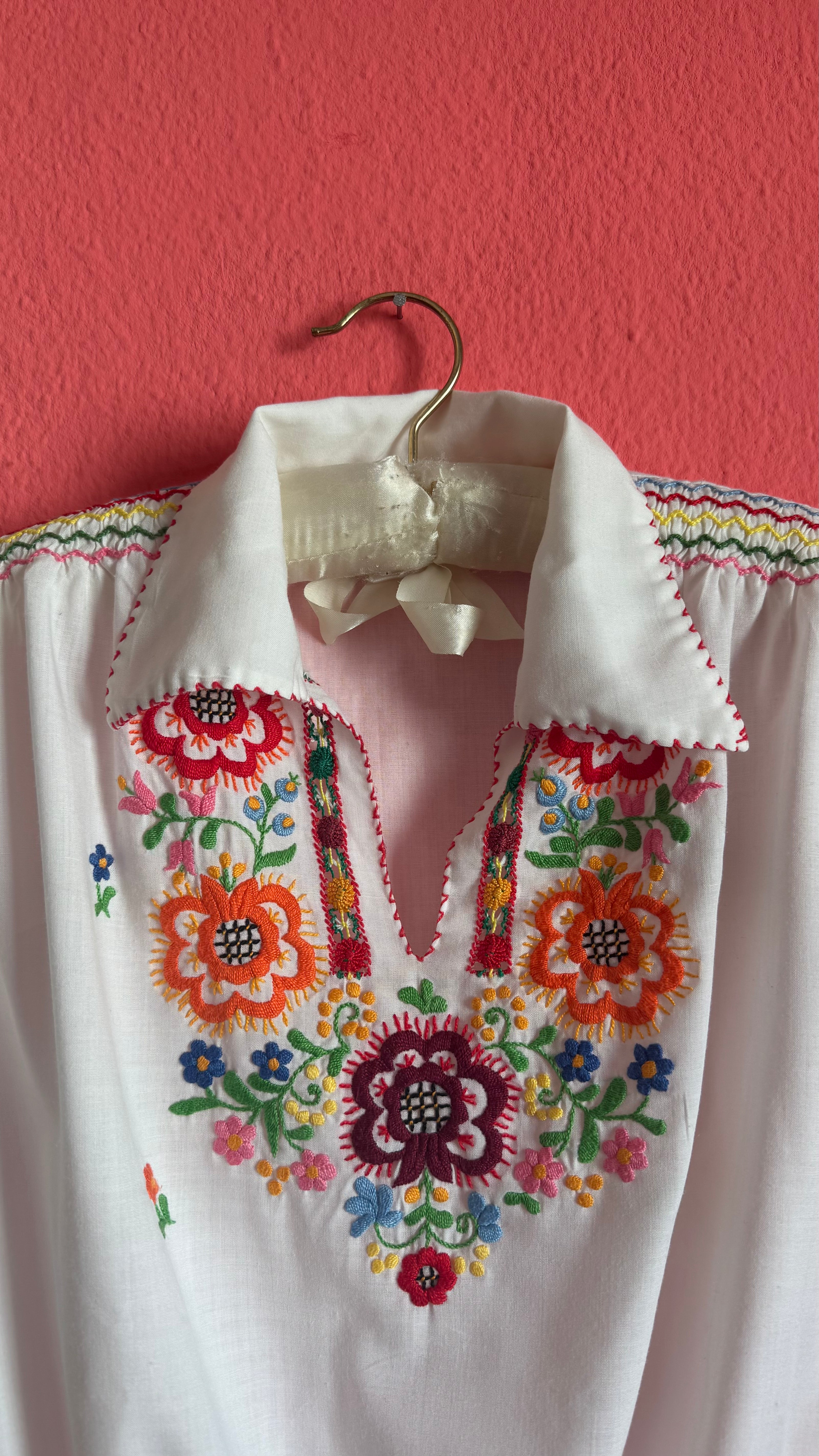 Vintage 1970s White Cotton Hungarian Embroidered Blouse