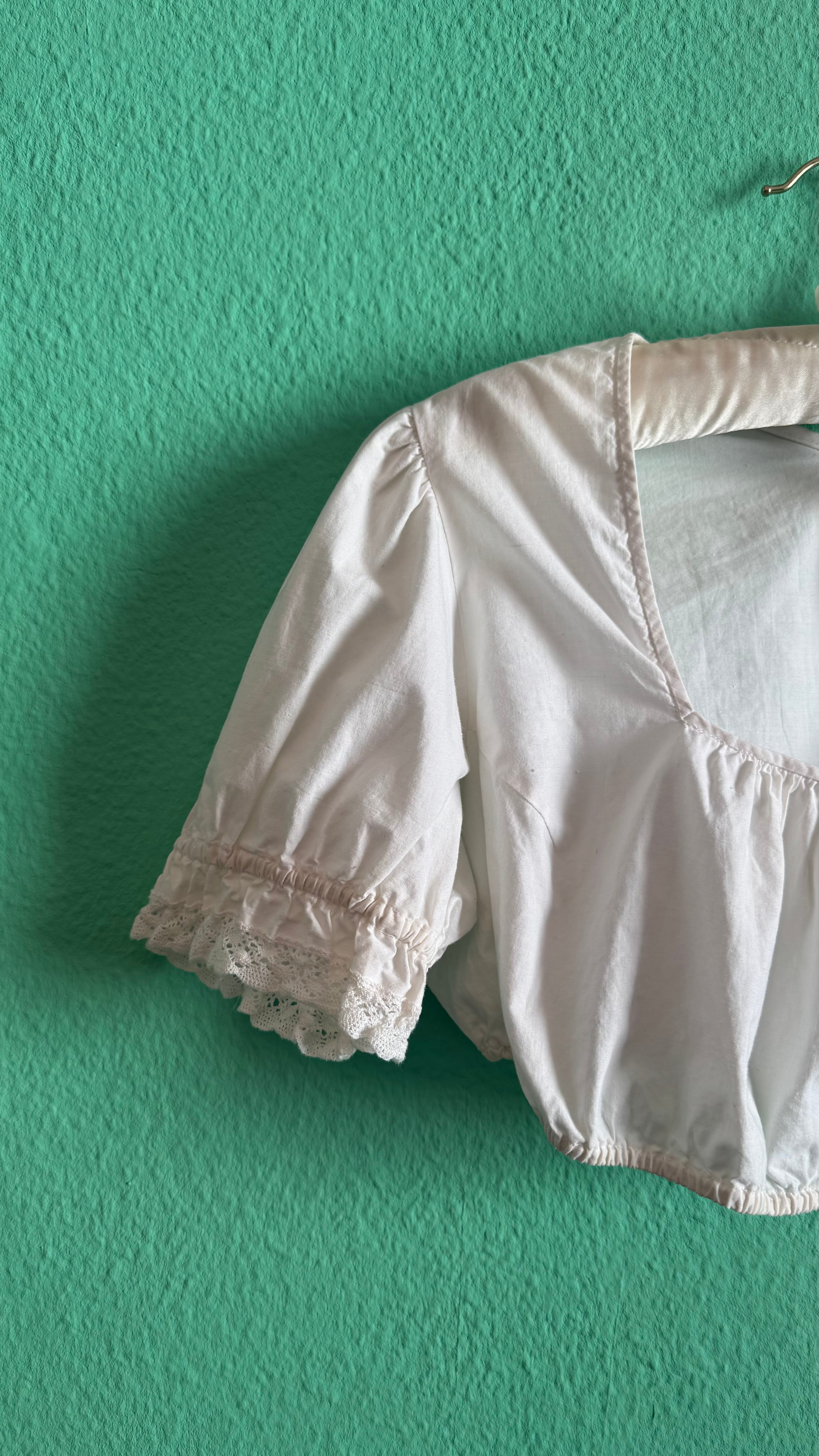 Vintage 1970s White Cotton Lace Dirndl Blouse