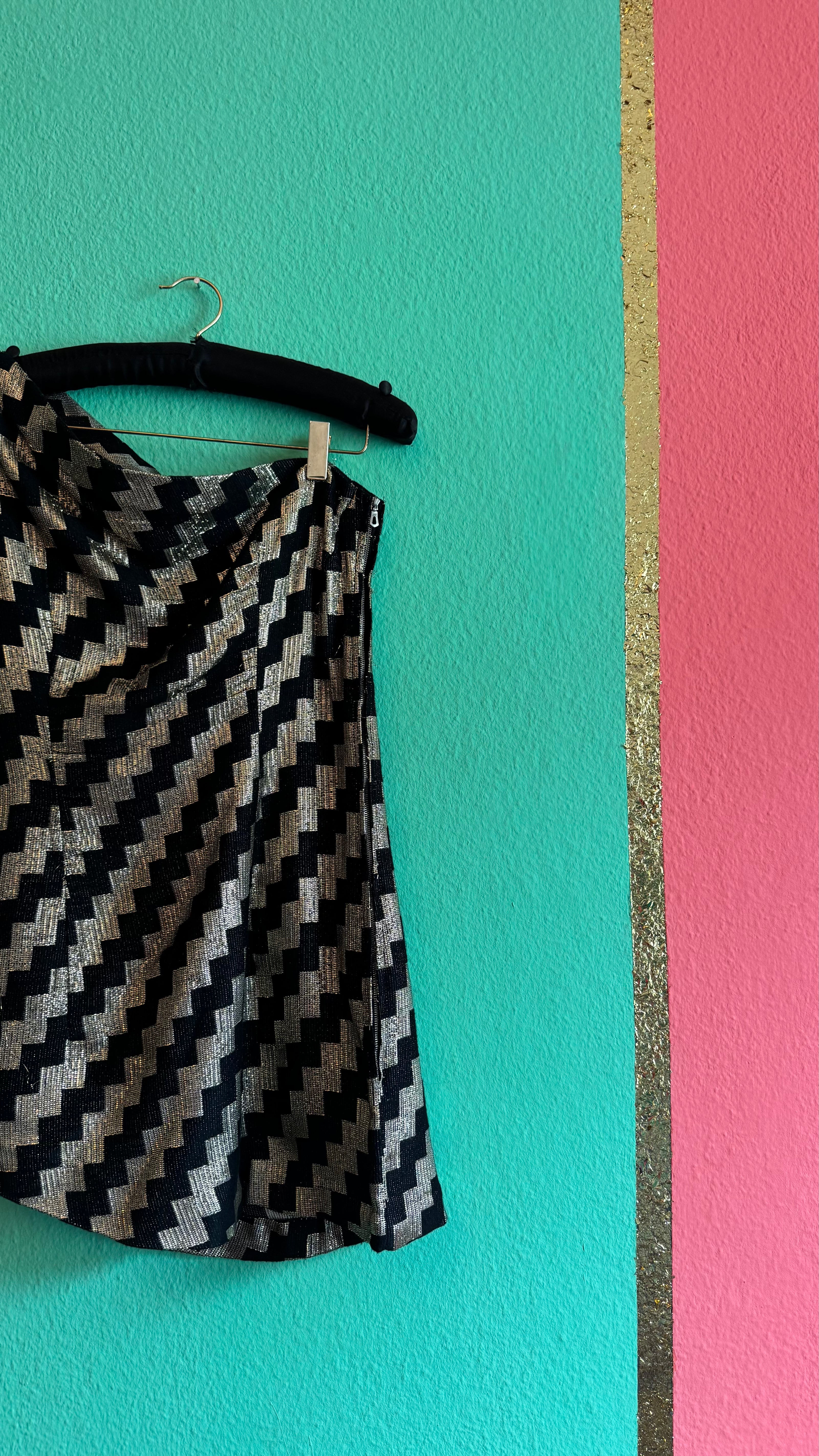 Vintage 1980s Black And Gold Metallic One-Shoulder Top