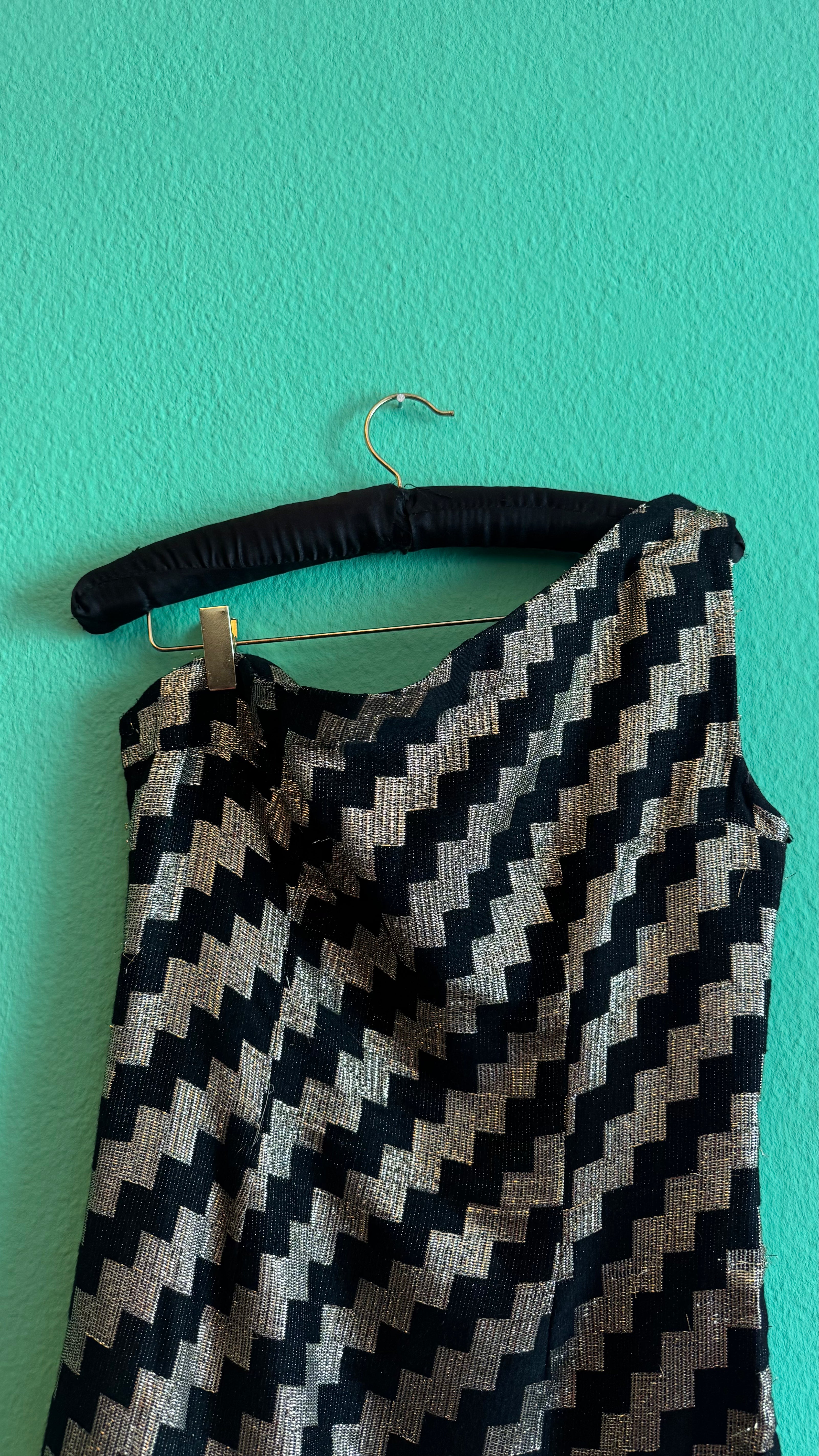 Vintage 1980s Black And Gold Metallic One-Shoulder Top