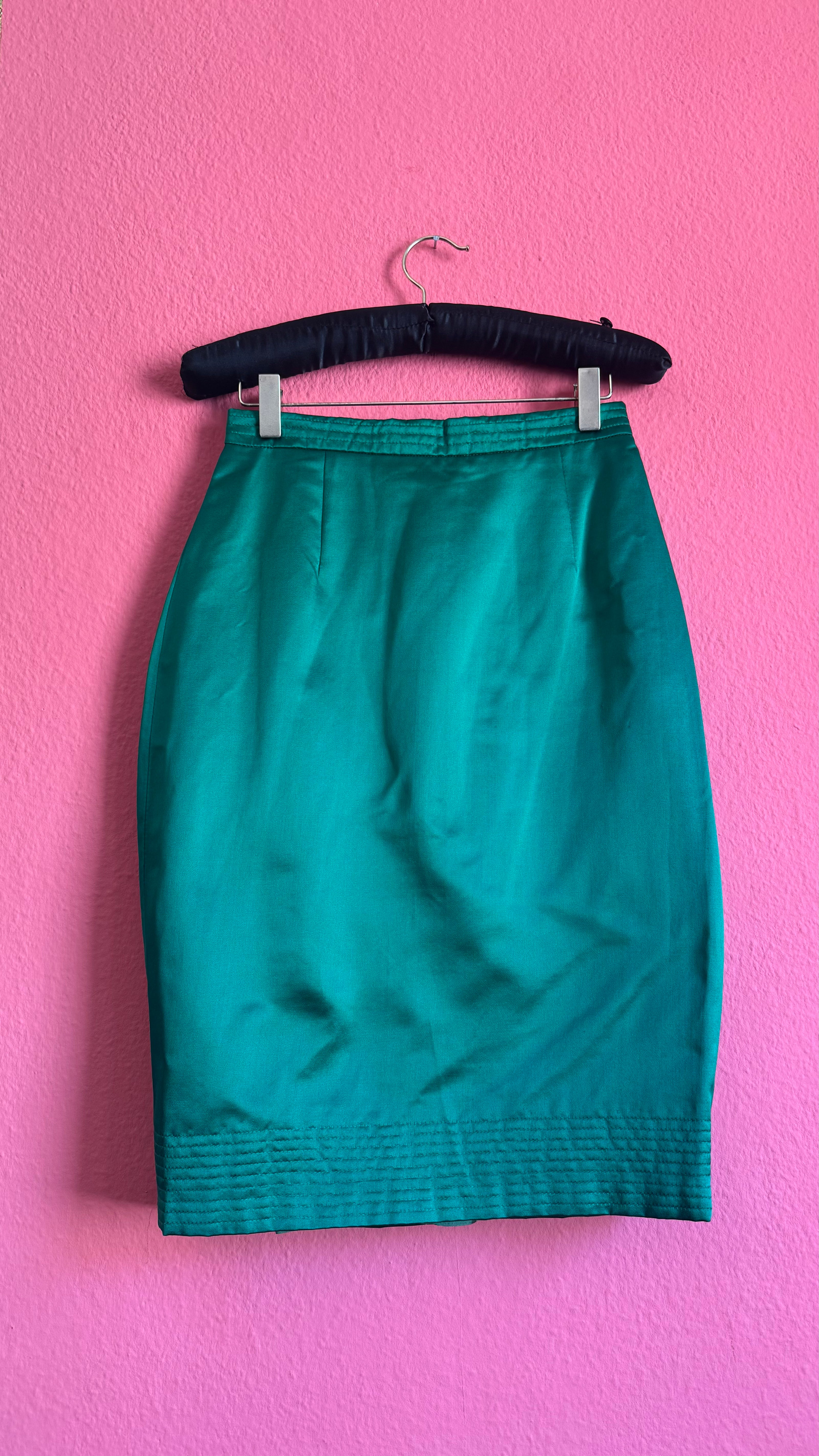 Vintage 1990s Amarotico Emerald Green Silk Pencil Skirt