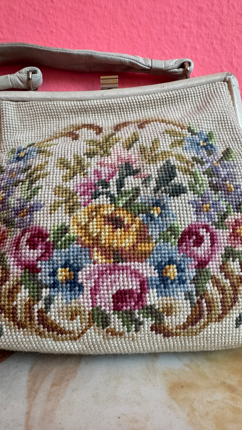 Vintage 1950s Ivory Wool Needlepoint Floral Handbag