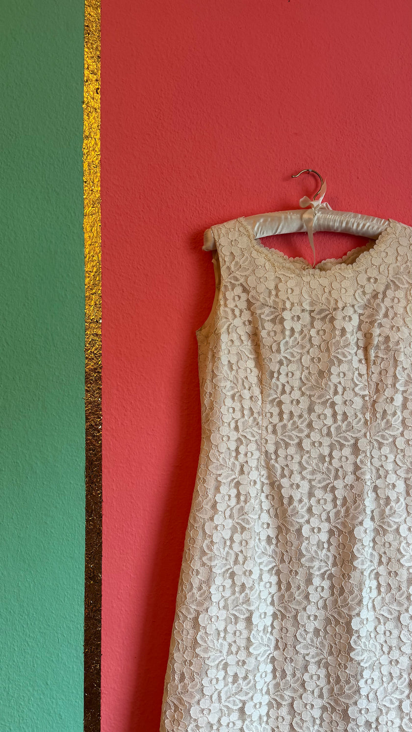 Vintage 1980s Hettlage München Ivory Lace Shift Dress