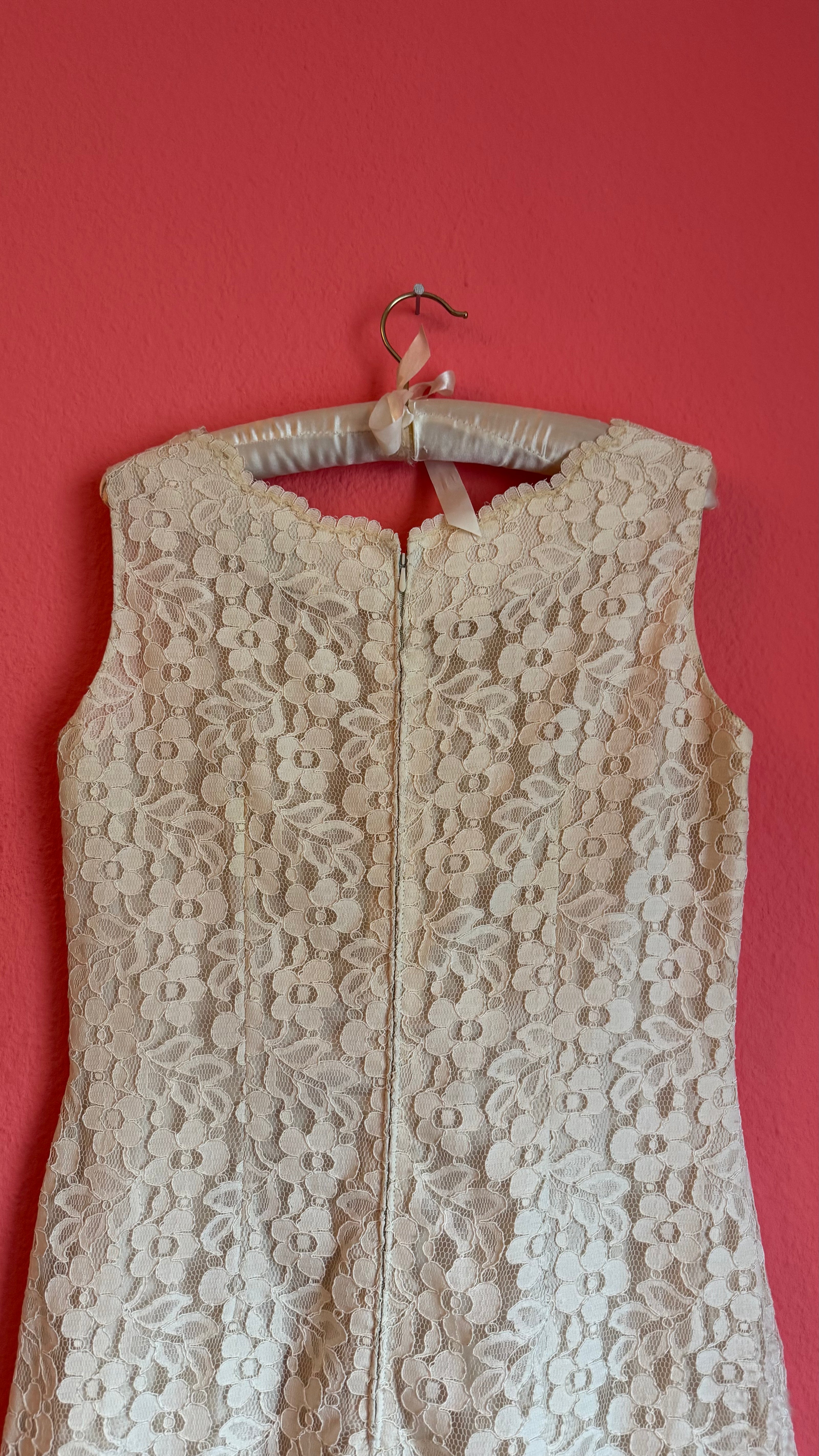 Vintage 1980s Hettlage München Ivory Lace Shift Dress