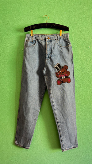 Vintage Teddy Bear Patch Jeans – High Waist Light Wash Mom Jeans