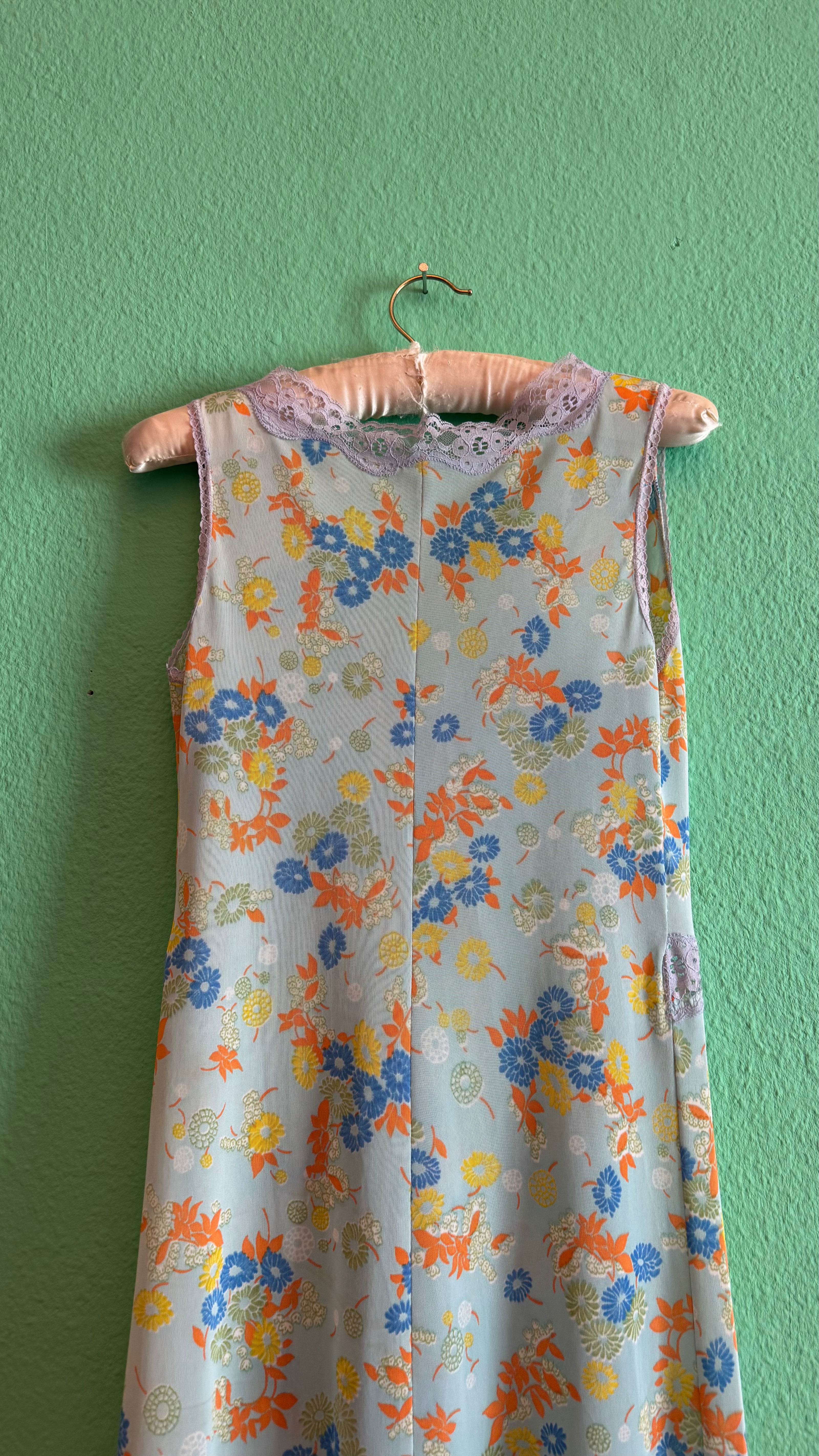 Vintage 1970s Pastel Floral Synthetic Dressing Gown