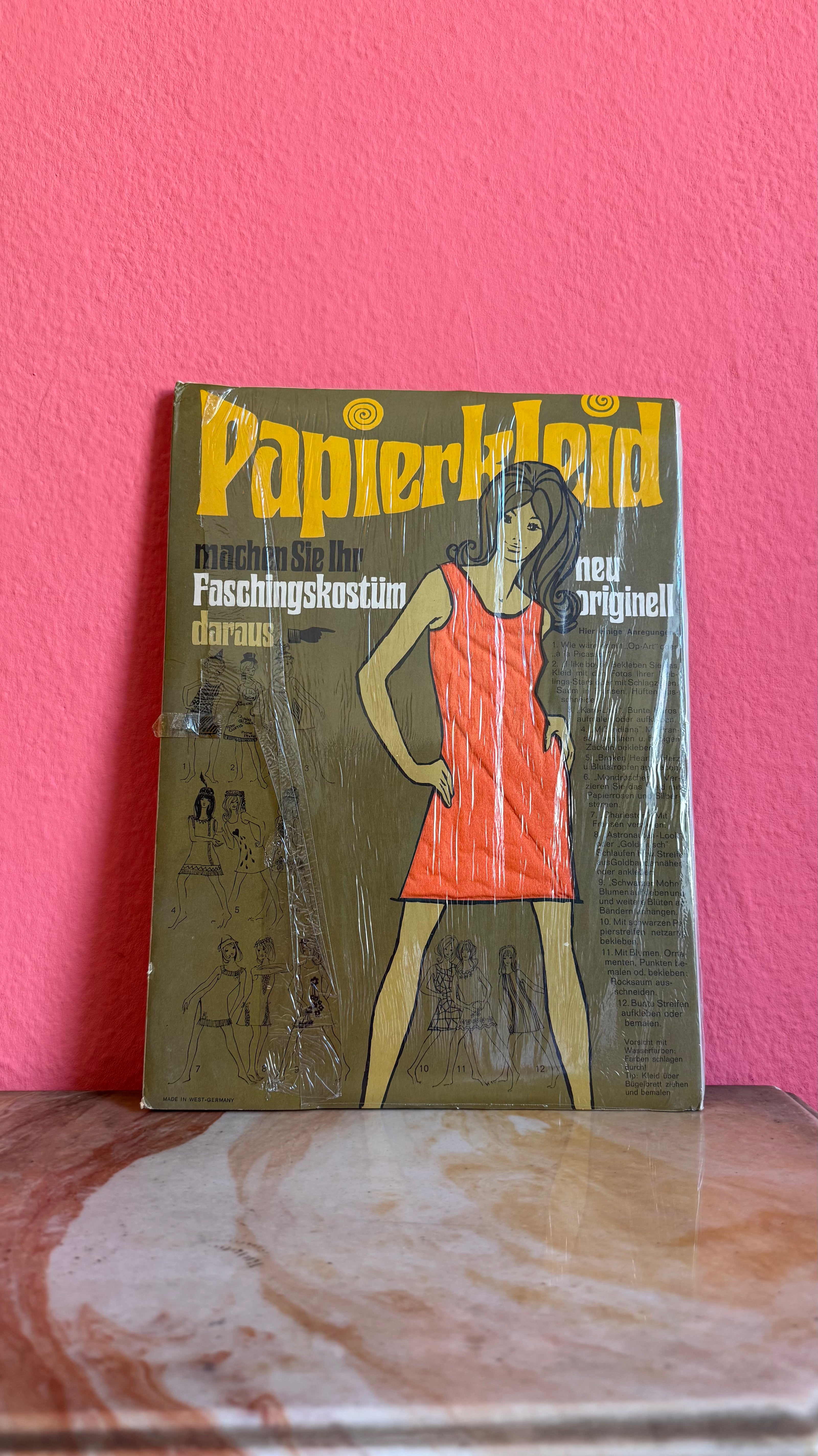 Vintage 1960s Papierkleid Paper Dress Costume Kit