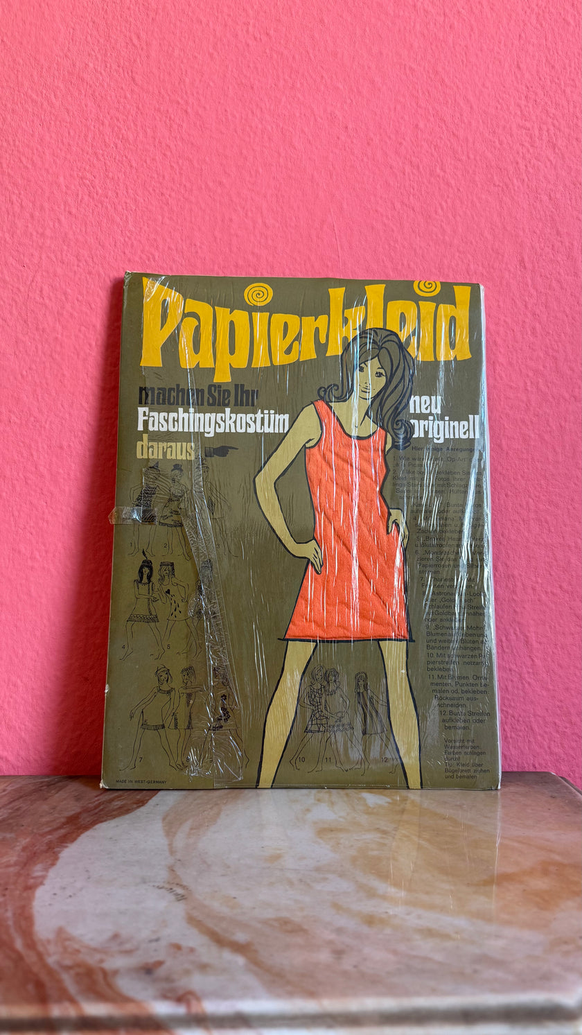 Vintage 1960s Papierkleid Paper Dress Costume Kit