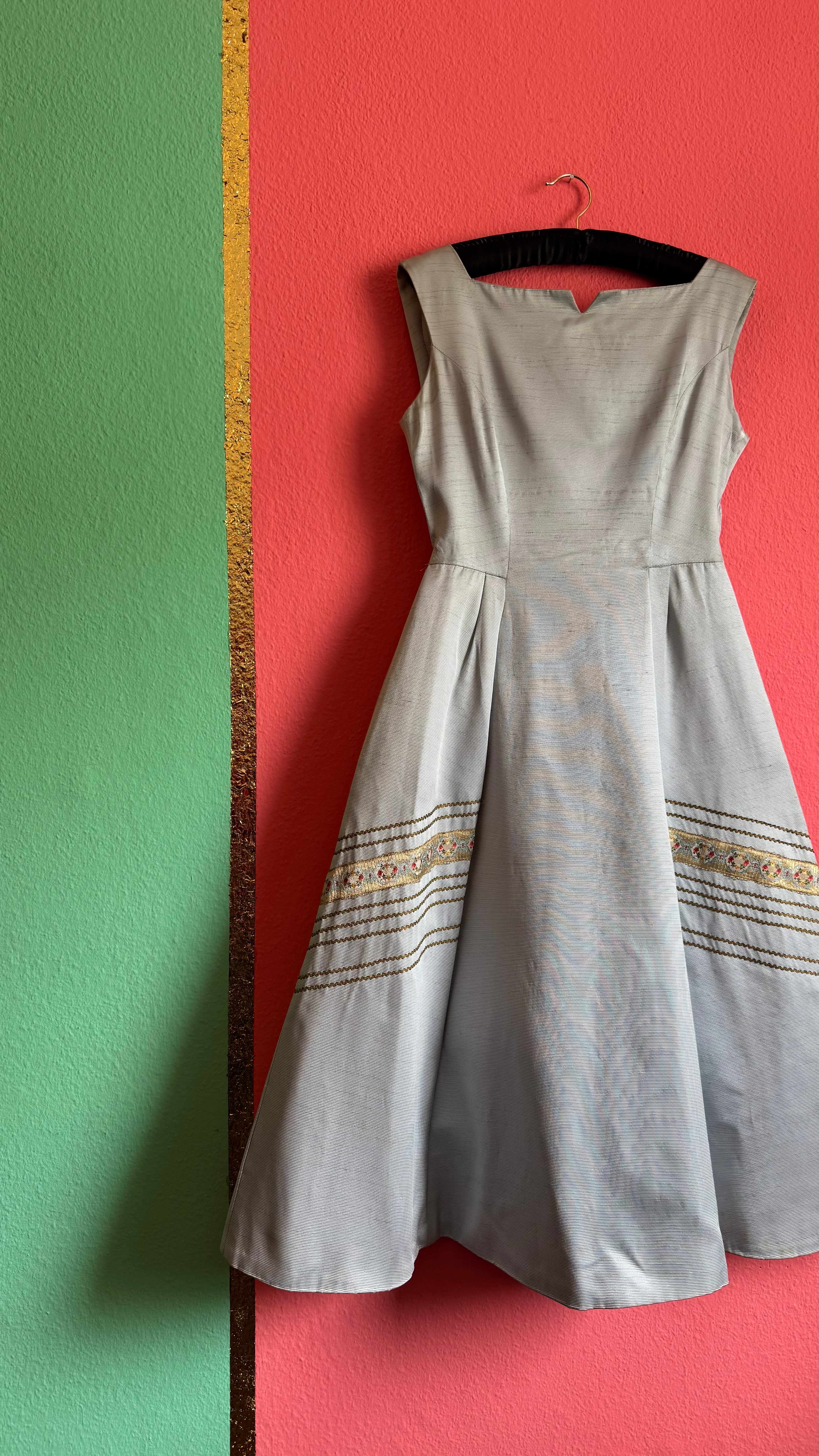 Vintage 1950s Silver Grey Silk Rep Dress with Gold Lurex Trim