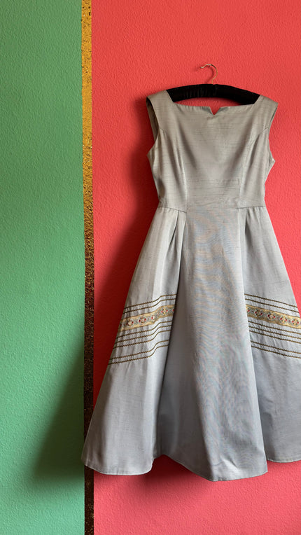 Vintage 1950s Silver Grey Silk Rep Dress with Gold Lurex Trim