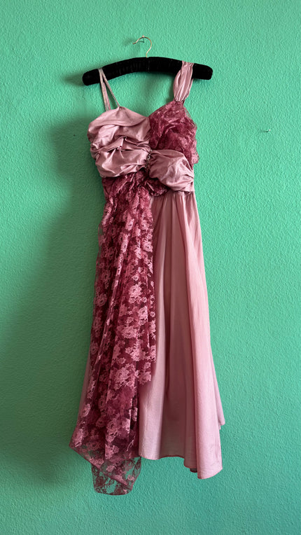 Vintage 1960s Dusty Rose Silk Taffeta & Sheer Lace Dress