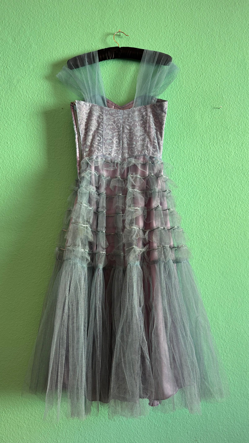 Vintage 1950s Dusty Lilac Lace & Tulle Evening Dress
