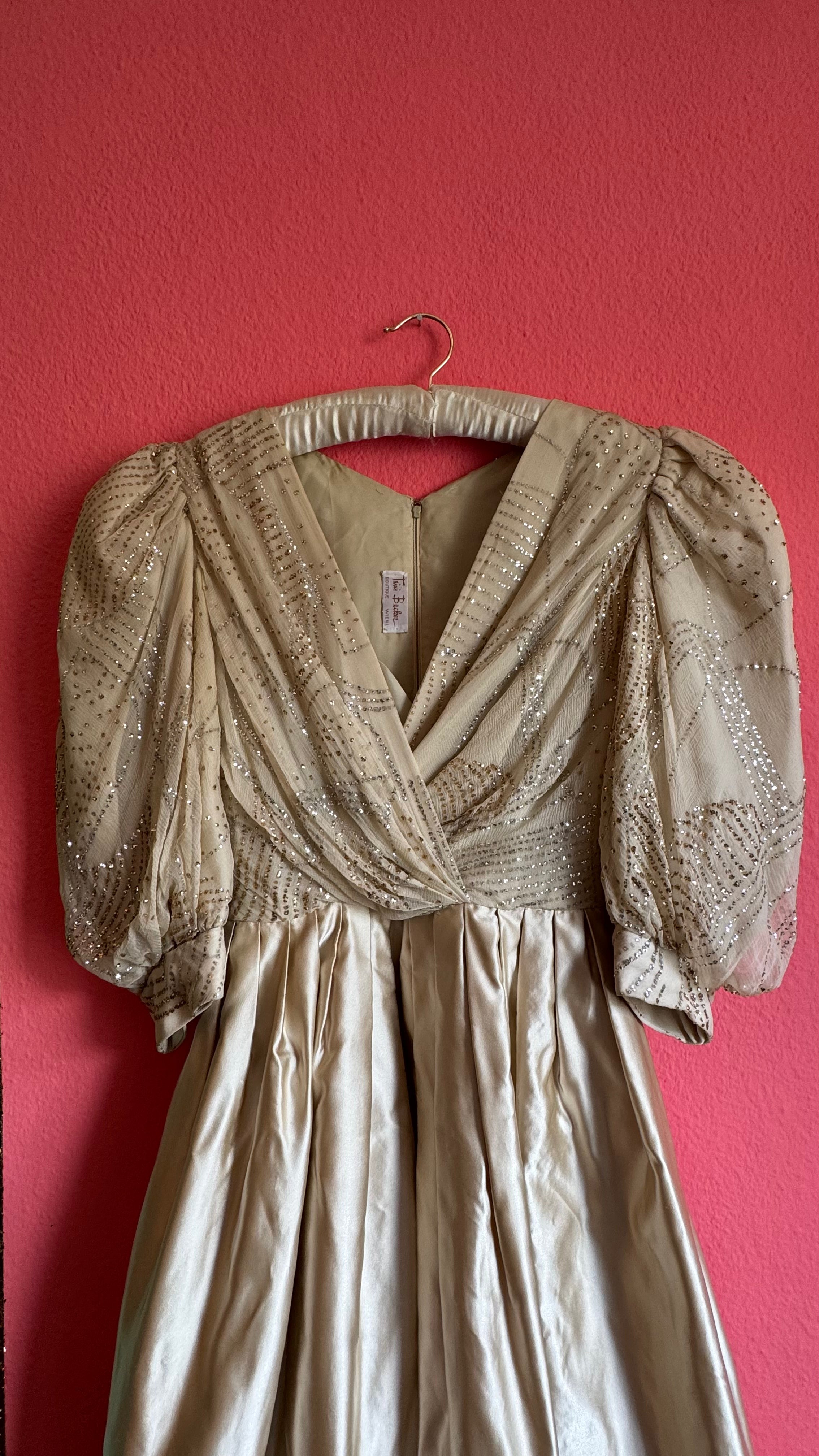 Trixi Schober Boutique Wien Champagne Beaded Evening Dress