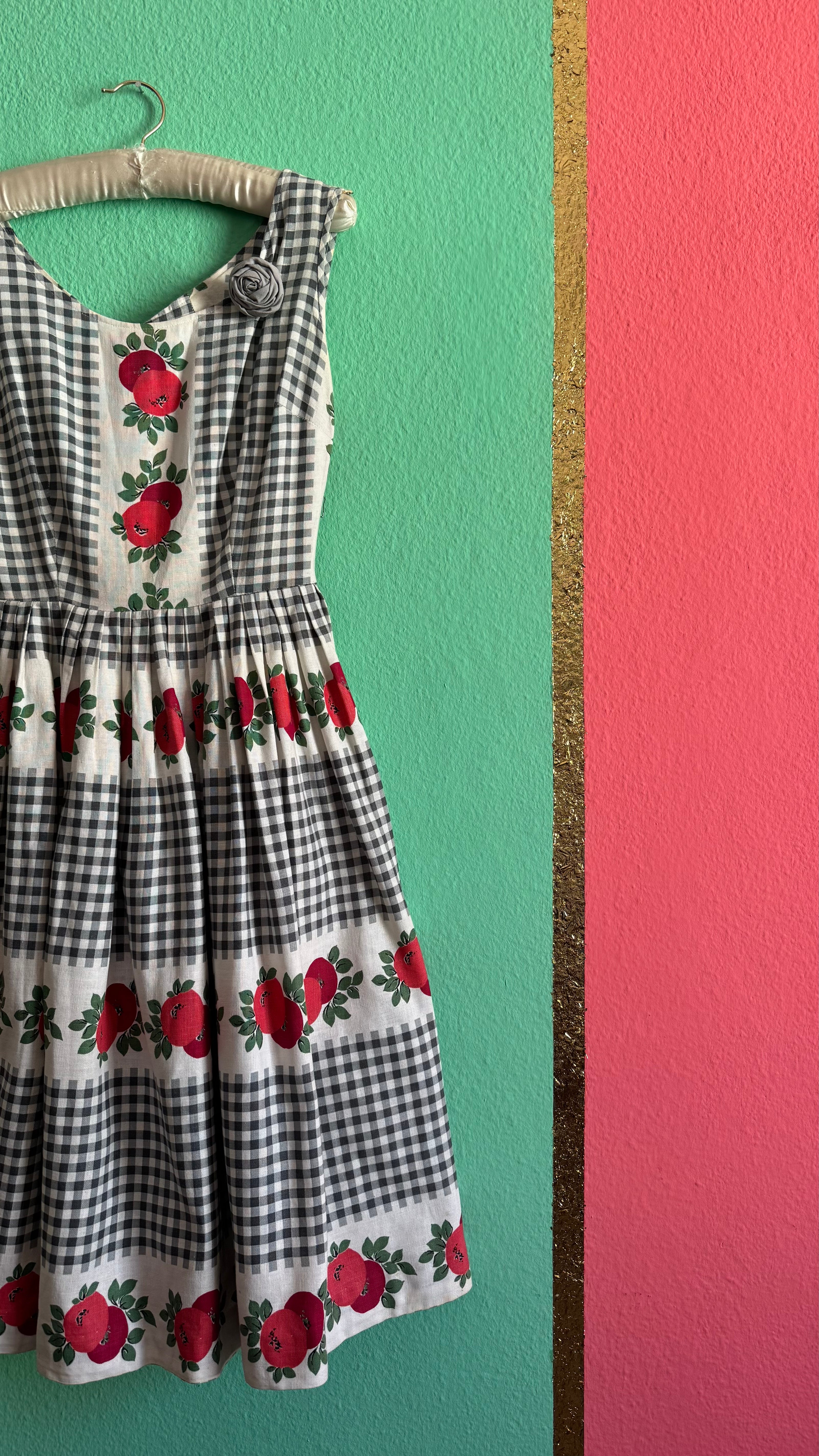 Vintage 1950s Gingham And Apple Print Cotton Dress