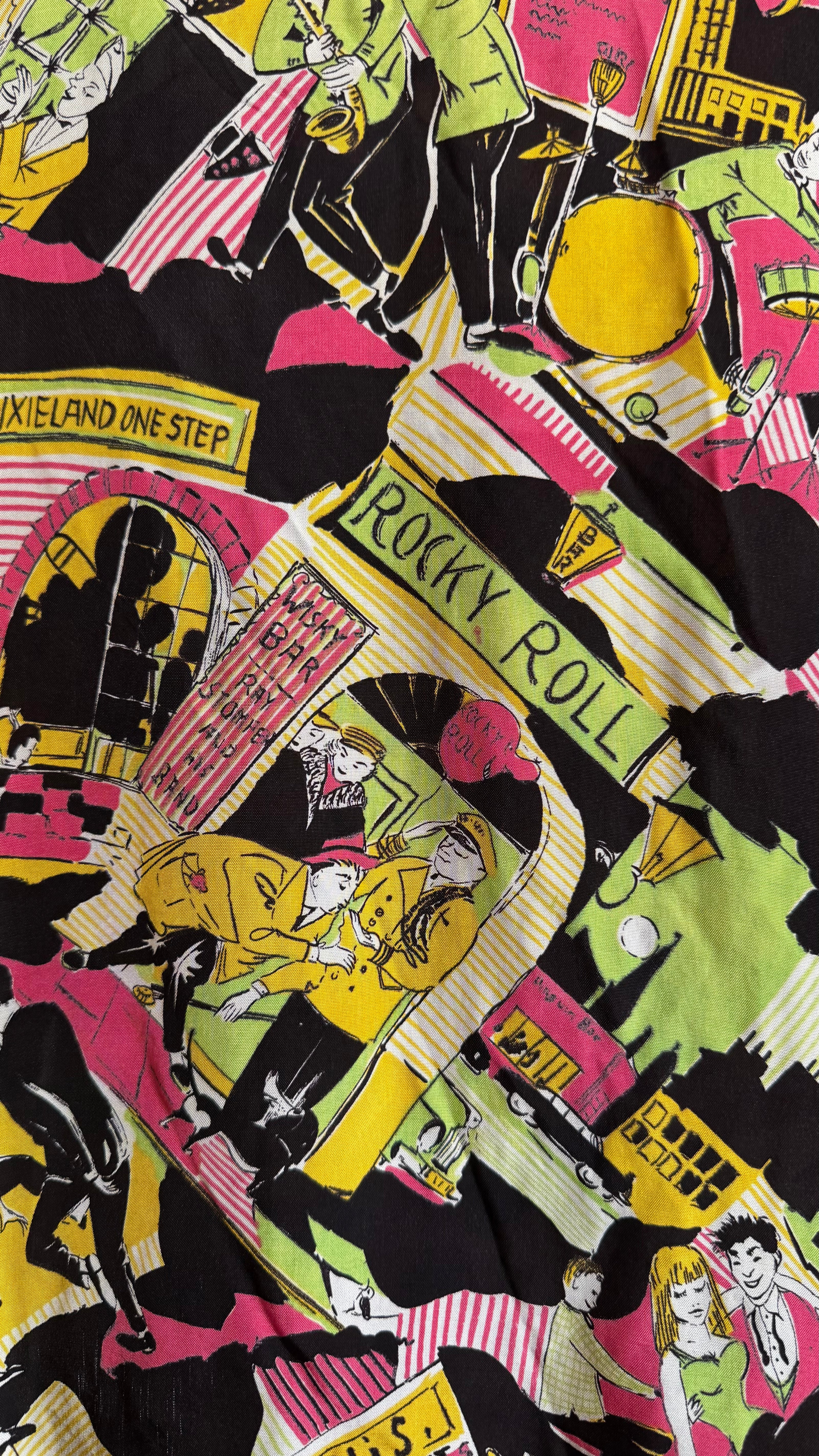 Vintage Rock ’n’ Roll Novelty Print Sleeveless Top