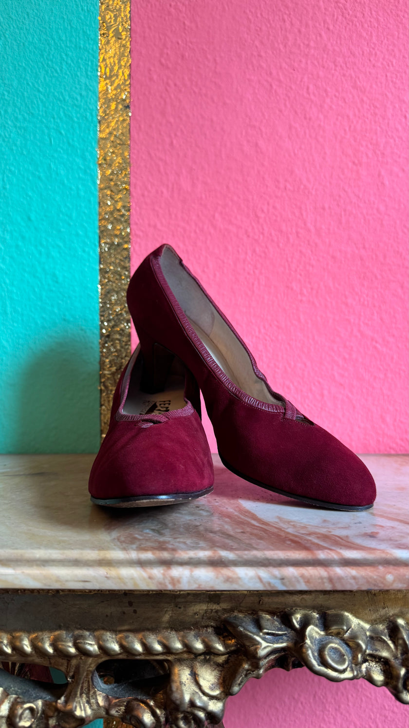 1960s | Model Oggi | Burgundy Suede Pumps By Salvatore Ferragamo