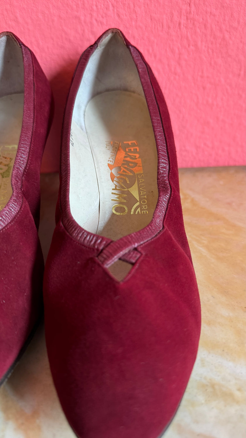 1960s | Model Oggi | Burgundy Suede Pumps By Salvatore Ferragamo