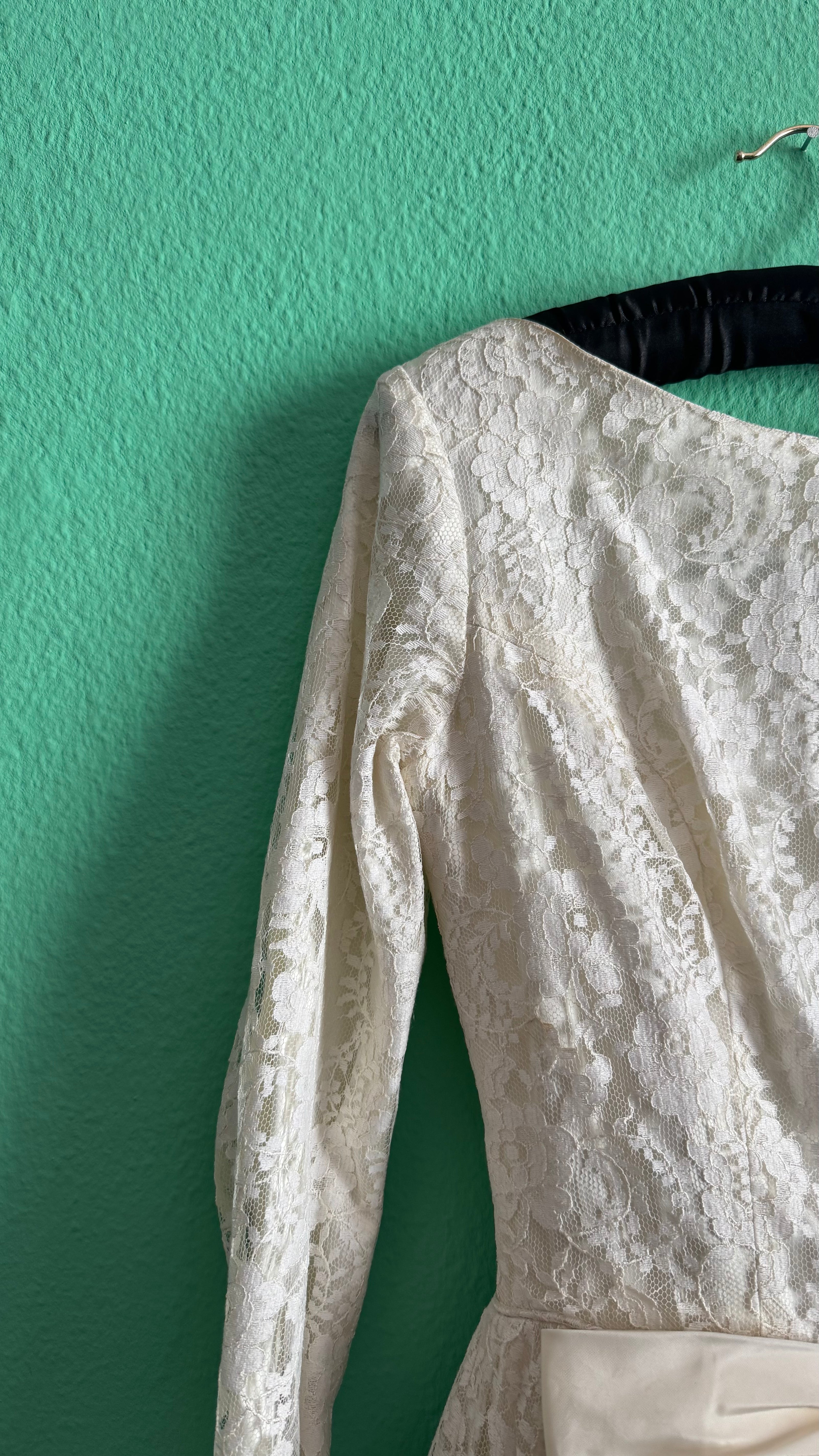 1950s Ivory Lace Wedding Dress With Bow