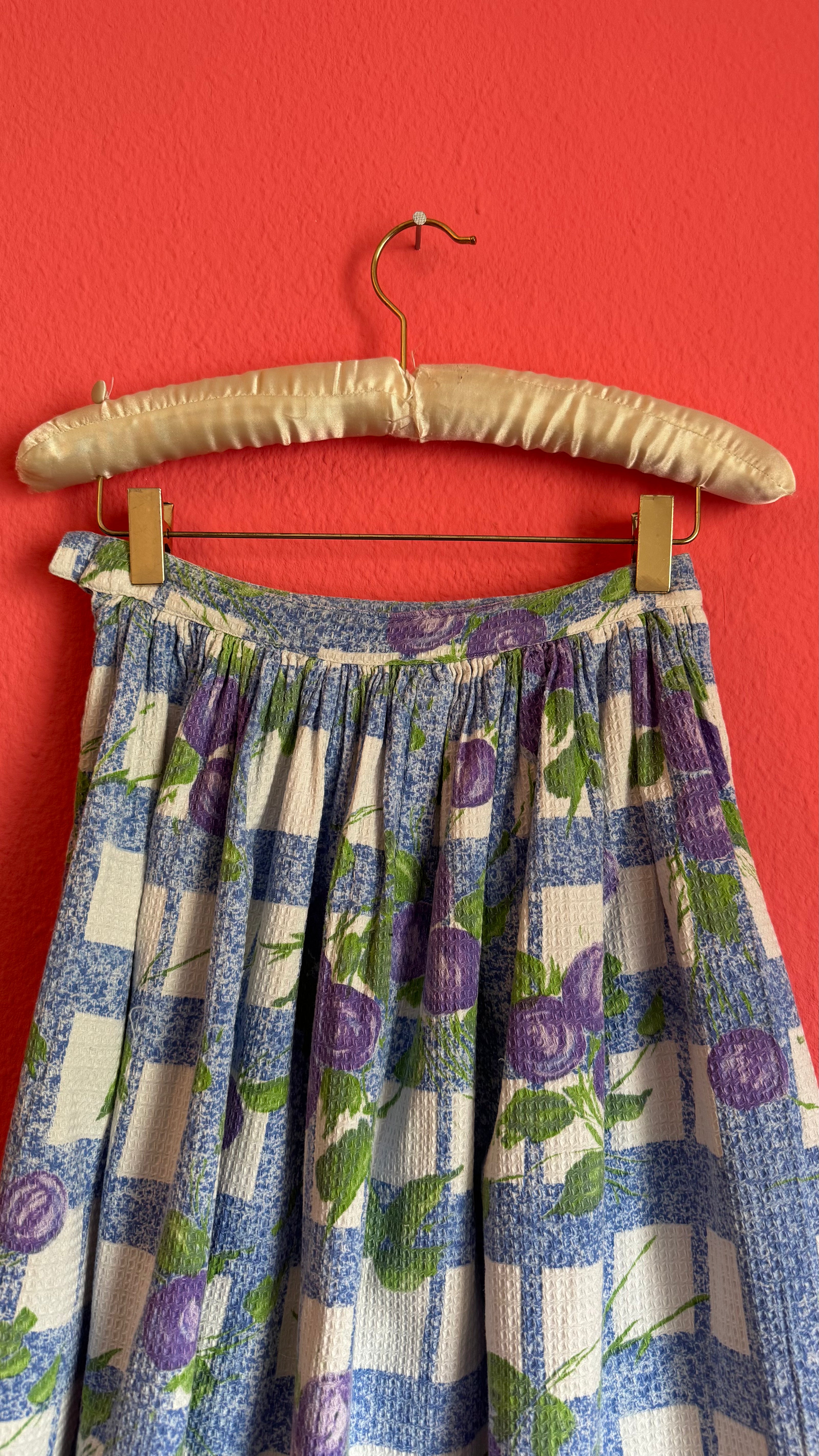 Vintage 1960s Blue Gingham Fruit Print Skirt
