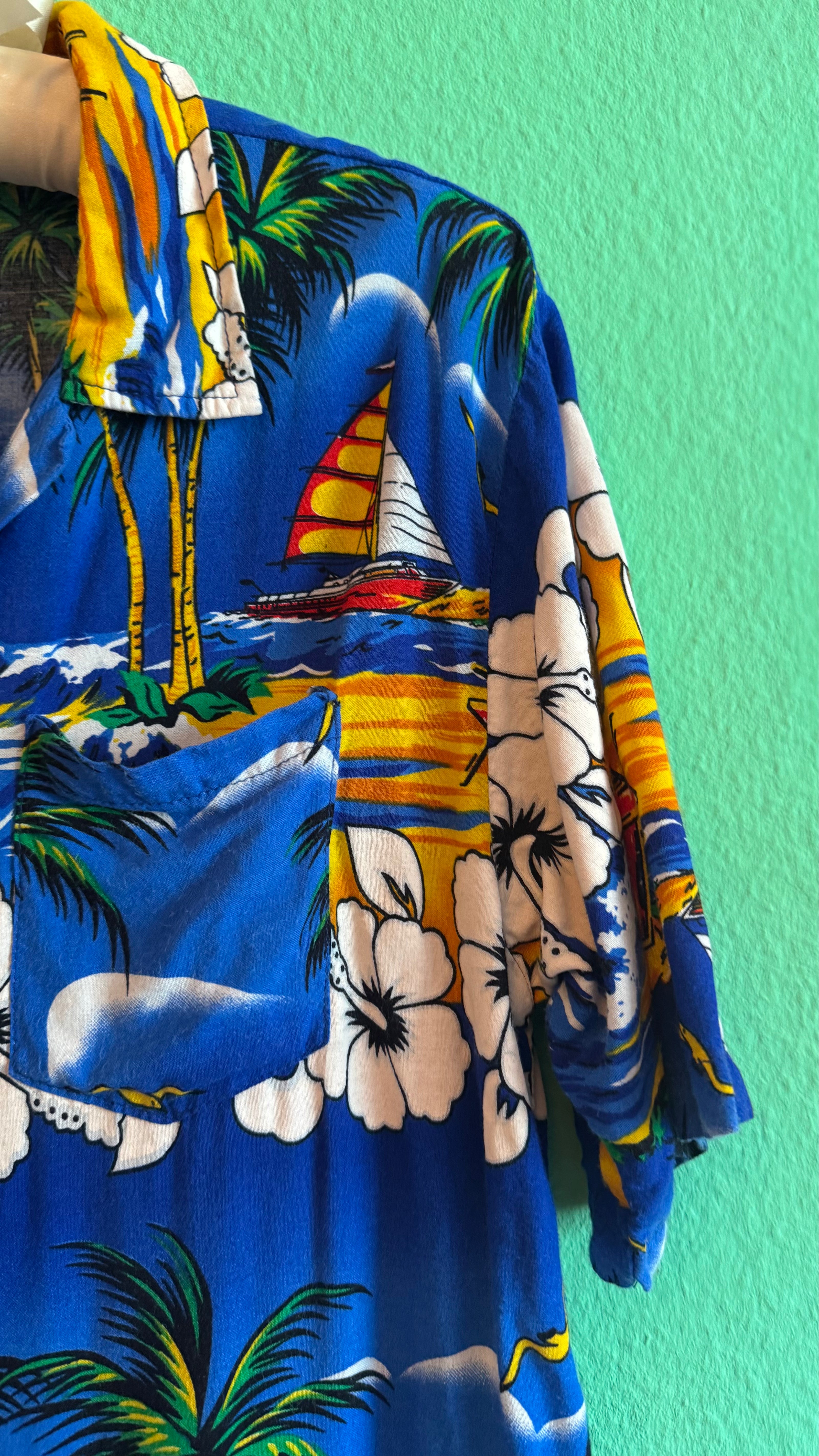 Vintage 1990s Blue Hawaiian Beach Print Shirt