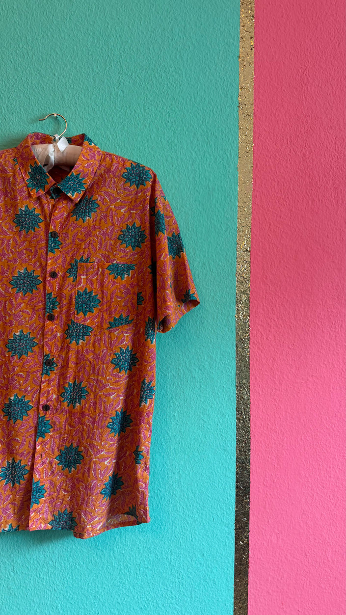 Vintage 1990s Orange Floral Short Sleeve Shirt