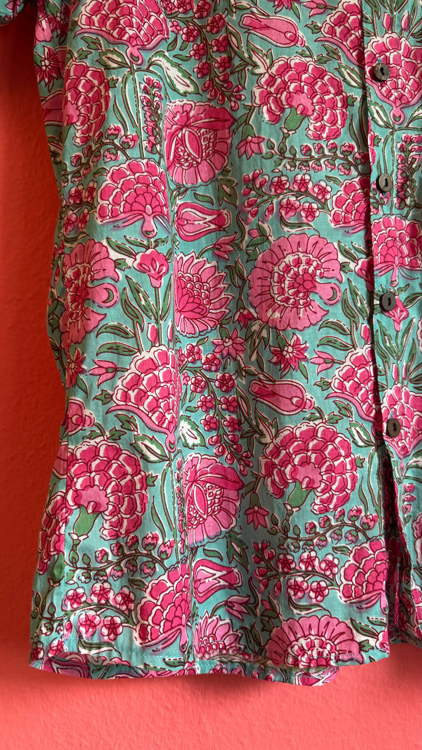 Vintage 1970s-Style Turquoise Pink Floral Short-Sleeve Shirt