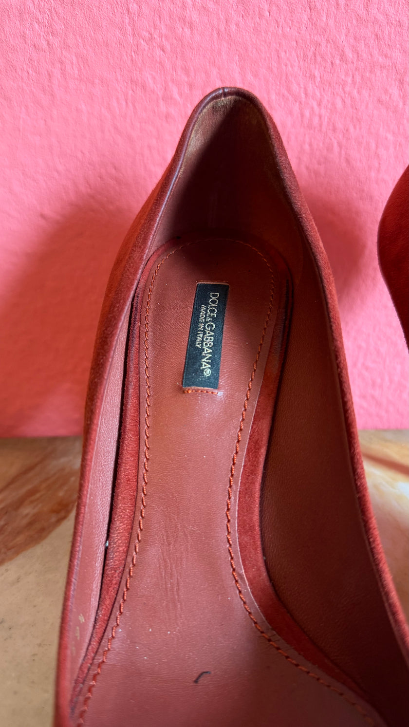 Vintage 2000s Dolce & Gabbana Burgundy Suede Crystal Pumps