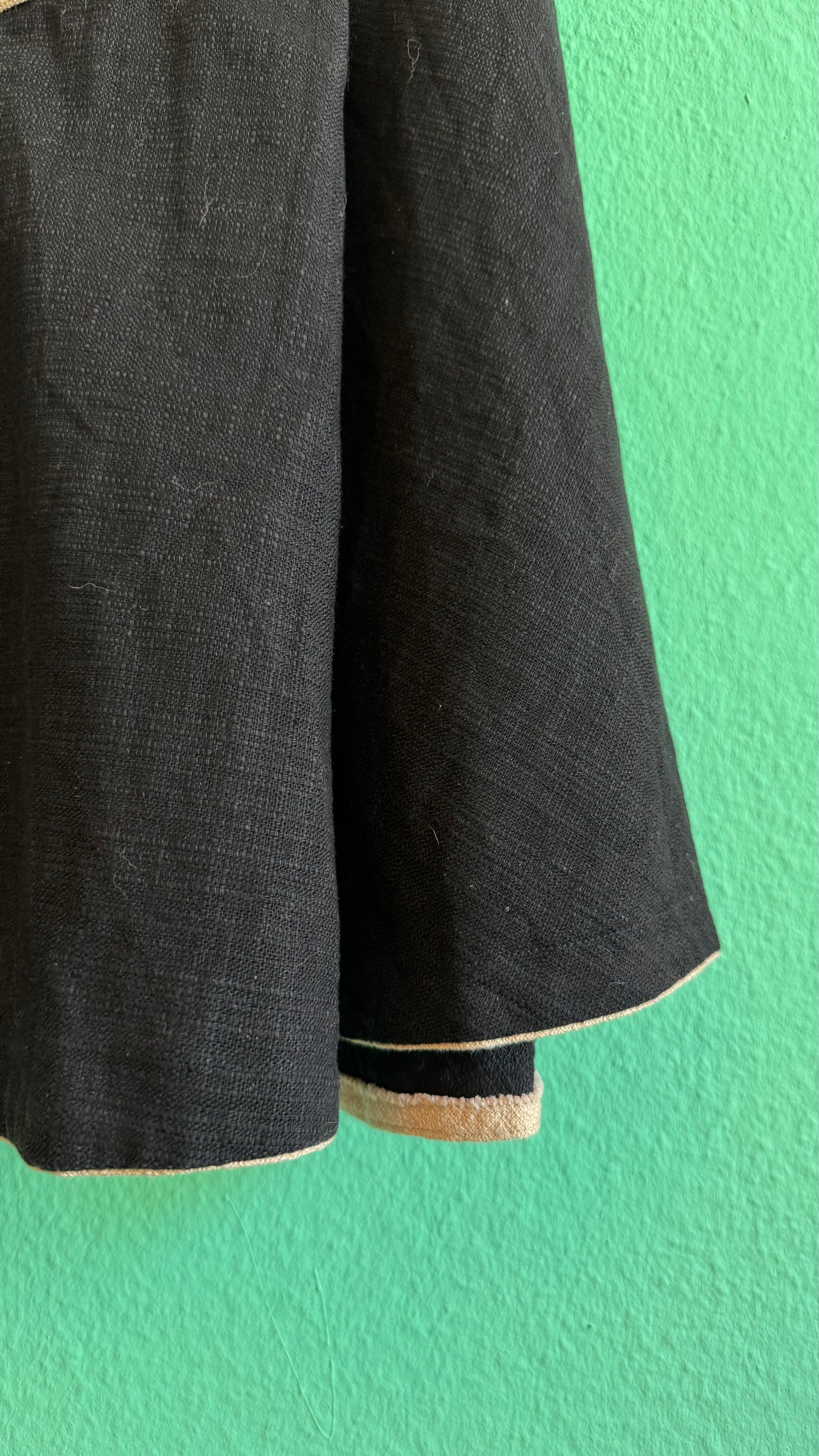 Vintage 1970s Black Munich Appliqué Midi Skirt