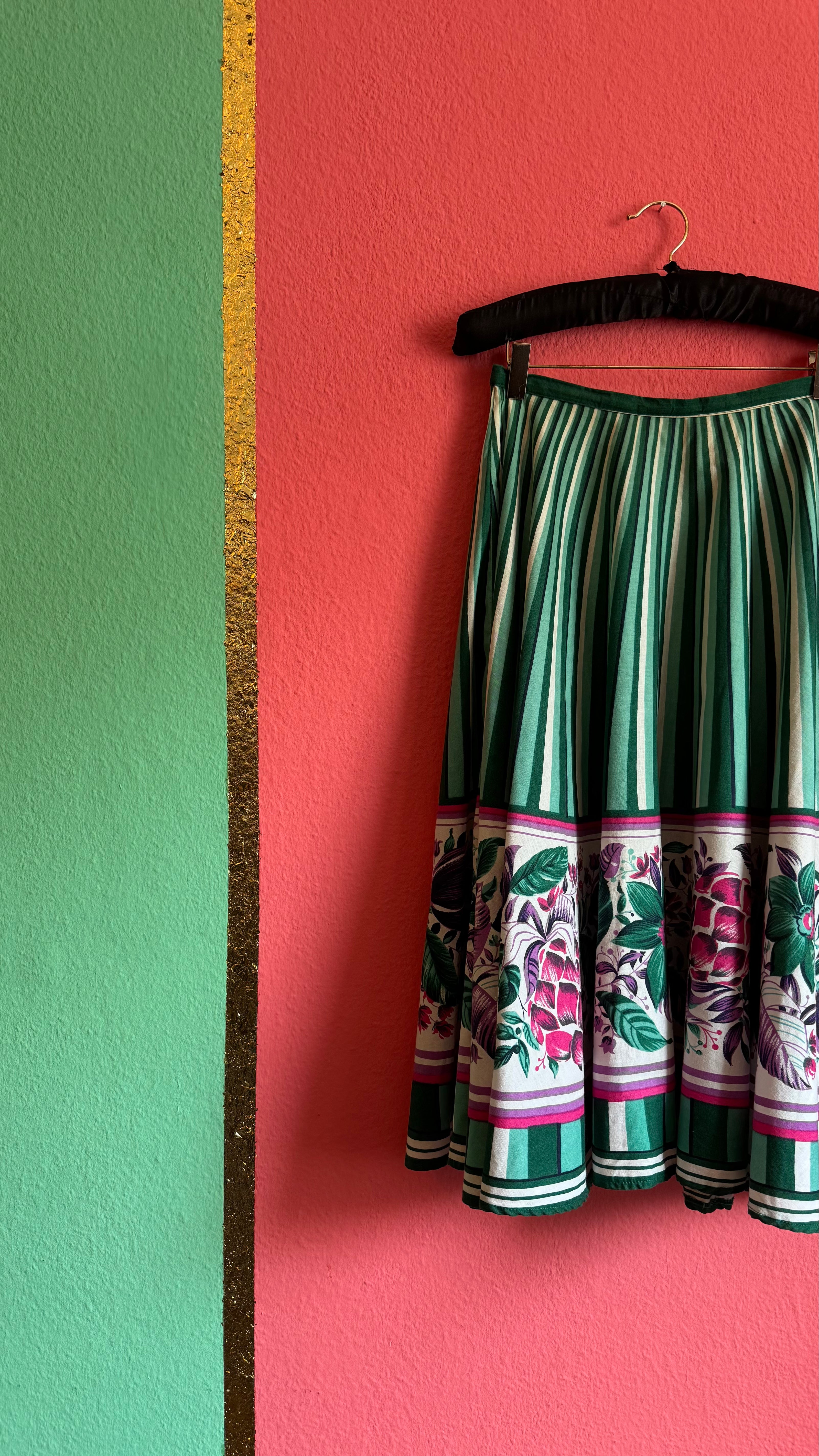 Vintage 1950s-Style Green Striped Floral Border Skirt